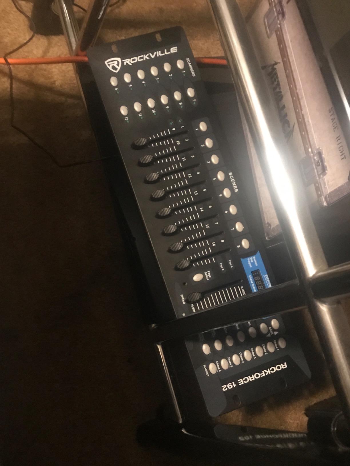 Rockville ROCKFORCE 192-Channel DMX Lighting and Fog Controller, 3U Rack | 12 Scanners, 23 Banks of 8 Scenes, 6 Chases of 240 Scenes, 8 Manual Sliders, Music Trigger, DMX512, Power Failure Memory customer photo 1
