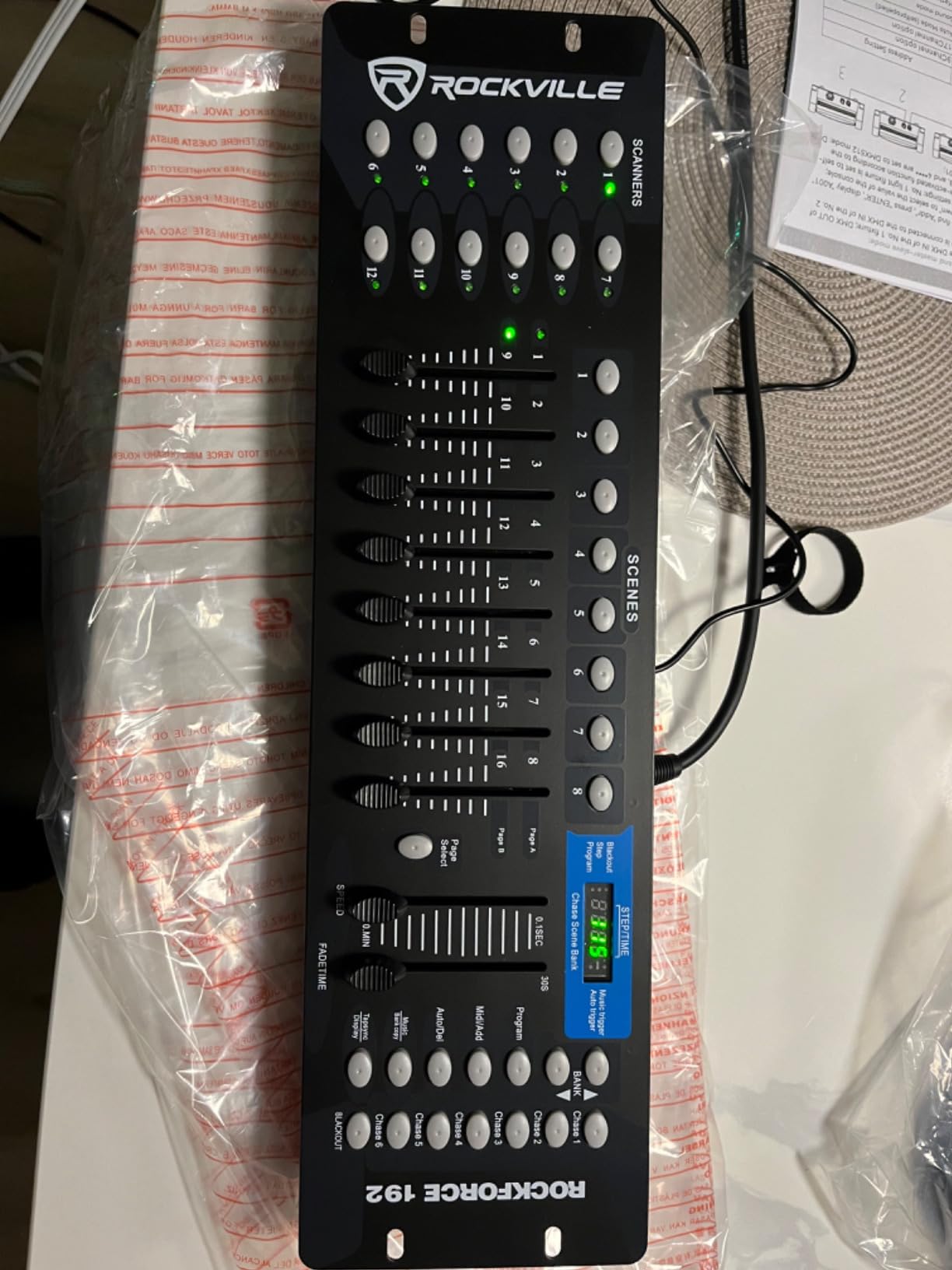 Rockville ROCKFORCE 192-Channel DMX Lighting and Fog Controller, 3U Rack | 12 Scanners, 23 Banks of 8 Scenes, 6 Chases of 240 Scenes, 8 Manual Sliders, Music Trigger, DMX512, Power Failure Memory customer photo 2