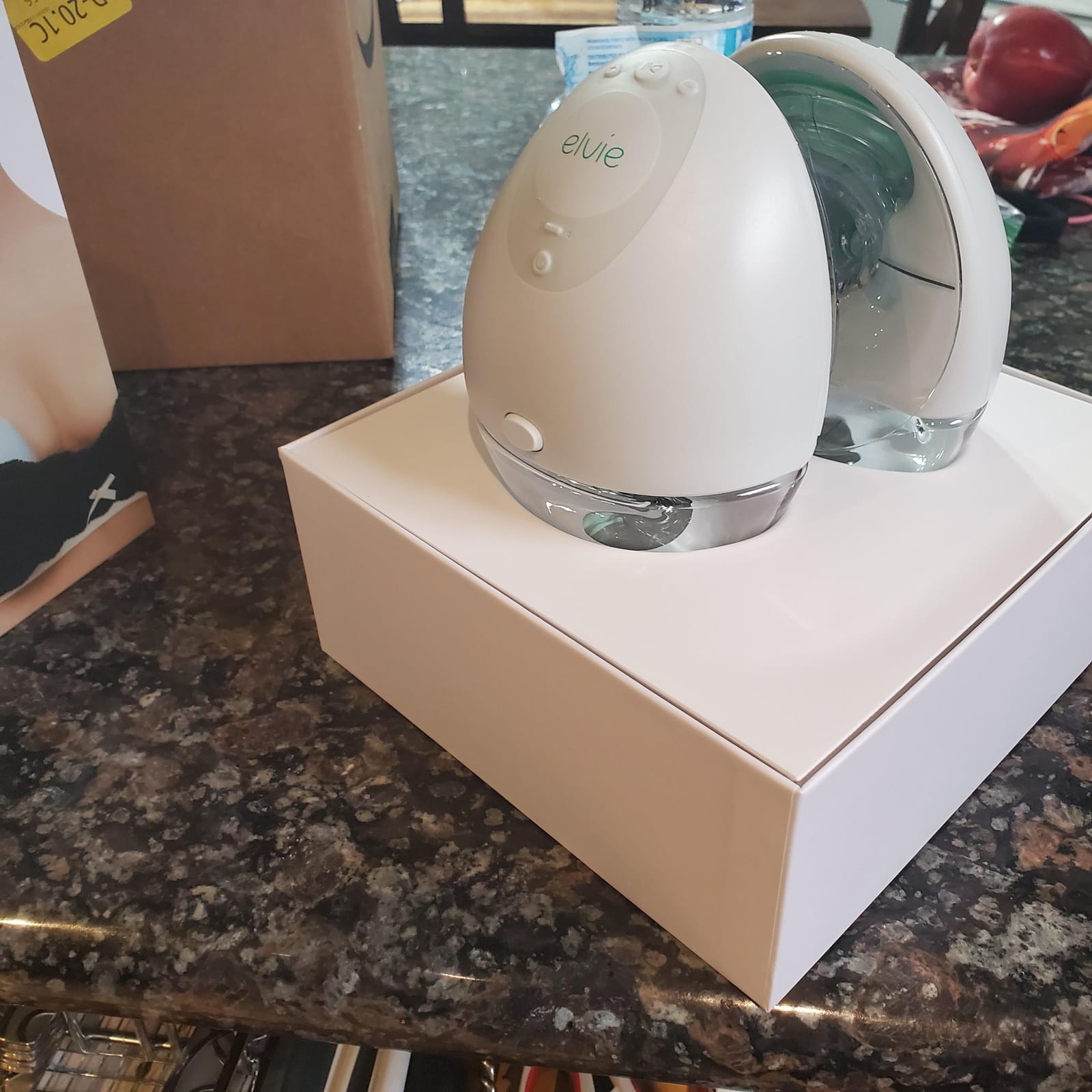 Elvie - Double, Wearable Breast Pump w/App - The Smallest & Quietest - Portable - Hands Free & Discreet - Automated with Four Personalized Settings customer photo 2