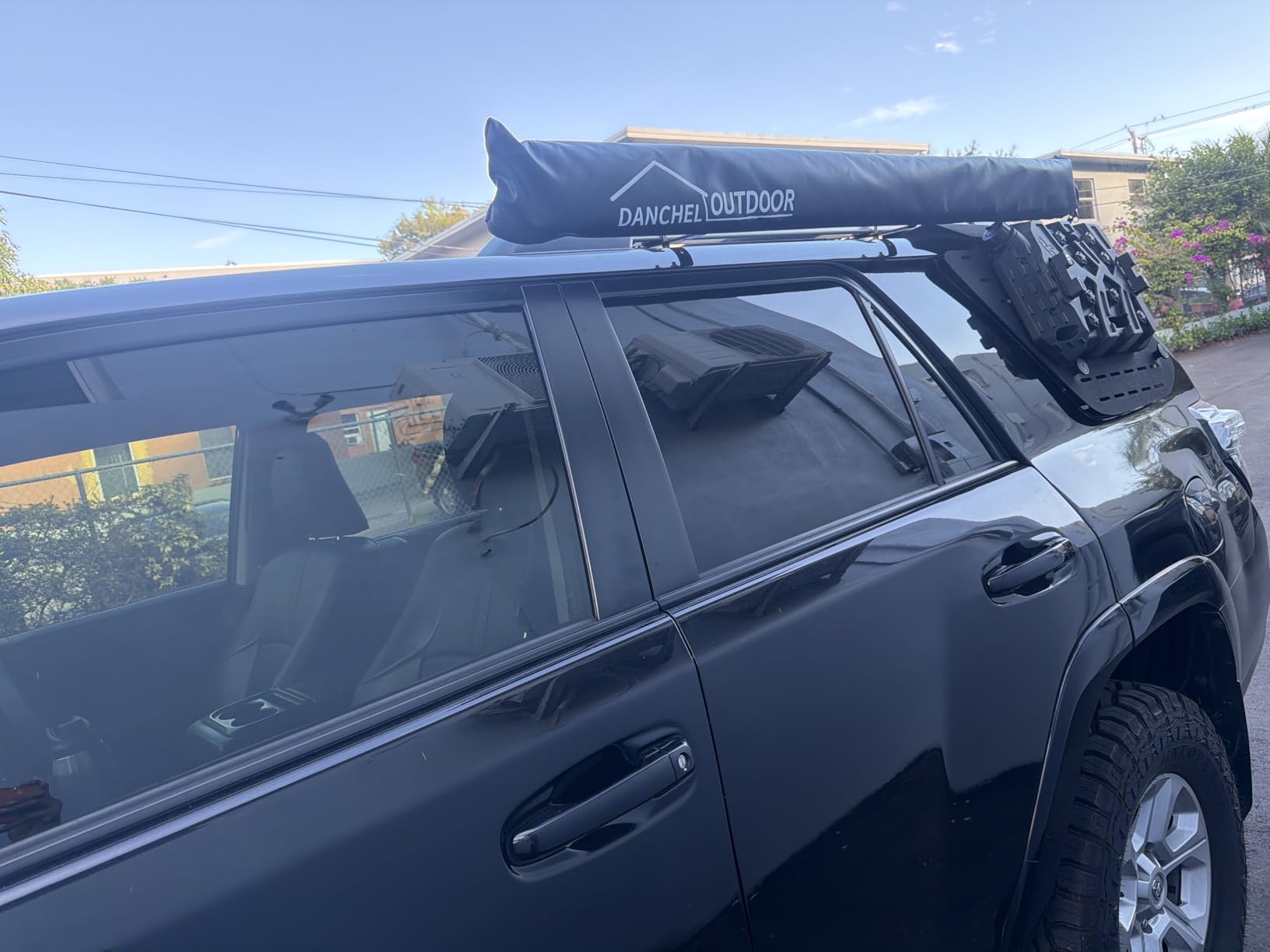 DANCHEL OUTDOOR Car Awning 6.5x8.2ft Roof Rack Pull-Out Sun Shelter Canopy, Waterproof 4x4 Vehicle Side Overland Awning Camping, Gray customer photo 2