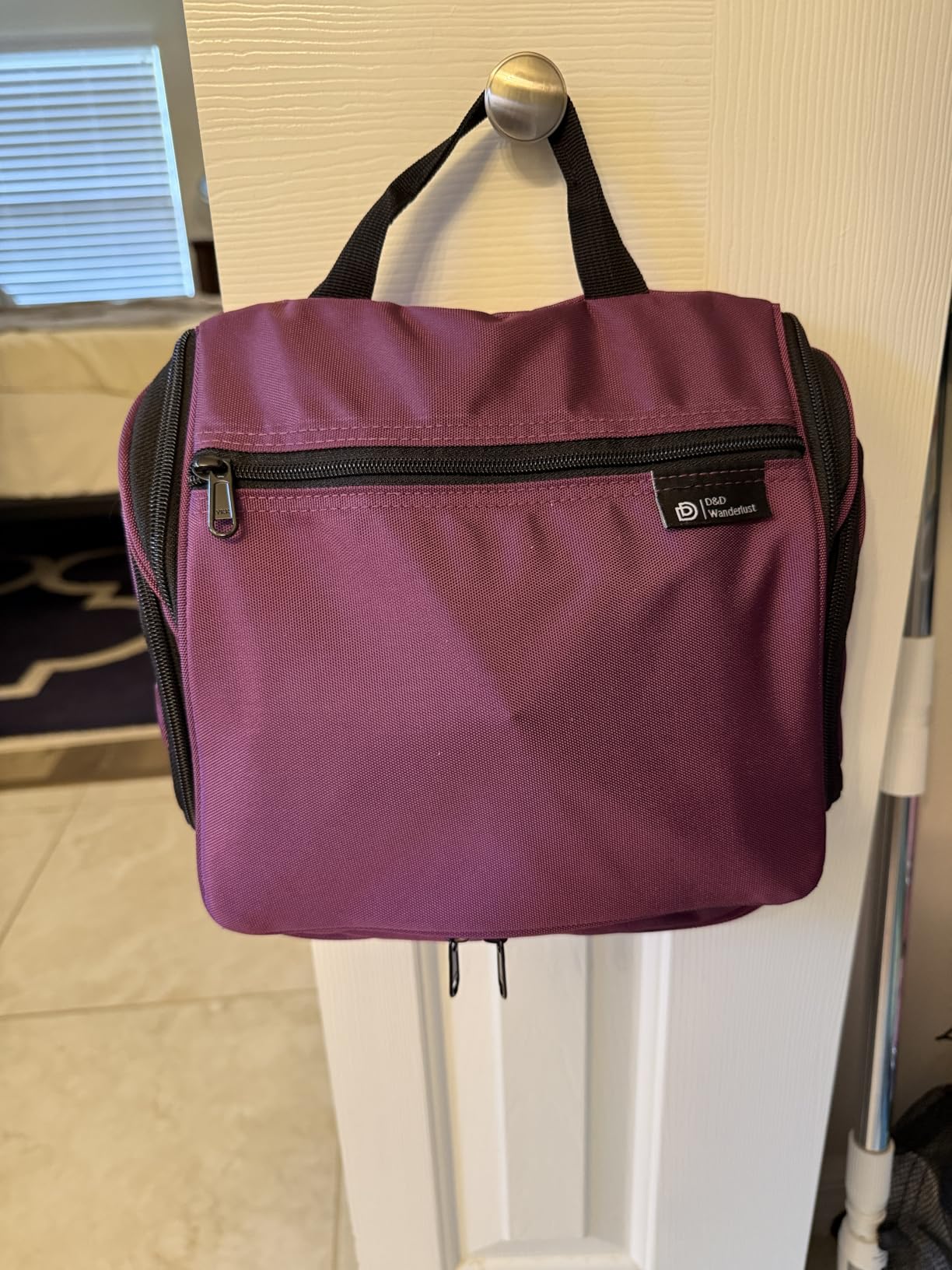 D&D Wanderlust Hanging Travel Toiletry Bag for Women & Men, Large Organizer customer photo 1