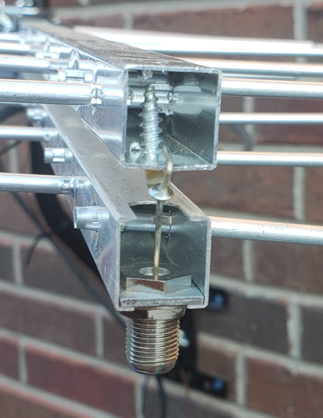 TV Outdoor Yagi Antenna with Long Range Reception Capacity - Digital TV Antenna Available for Attic or Roof Mount, Long Range Digital OTA Antenna for Clear Reception, 4K/1080P/HD customer photo 2