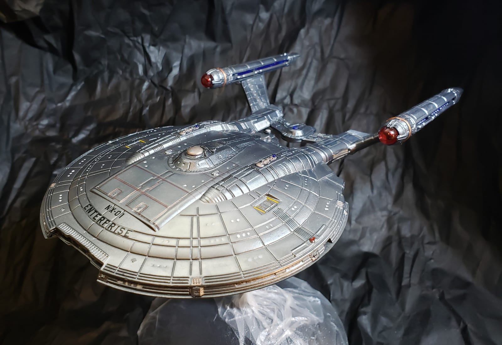 Polar Lights Star Trek NX-01 Enterprise (Snap) 2T 1:1000 Scale Model Kit customer photo 1
