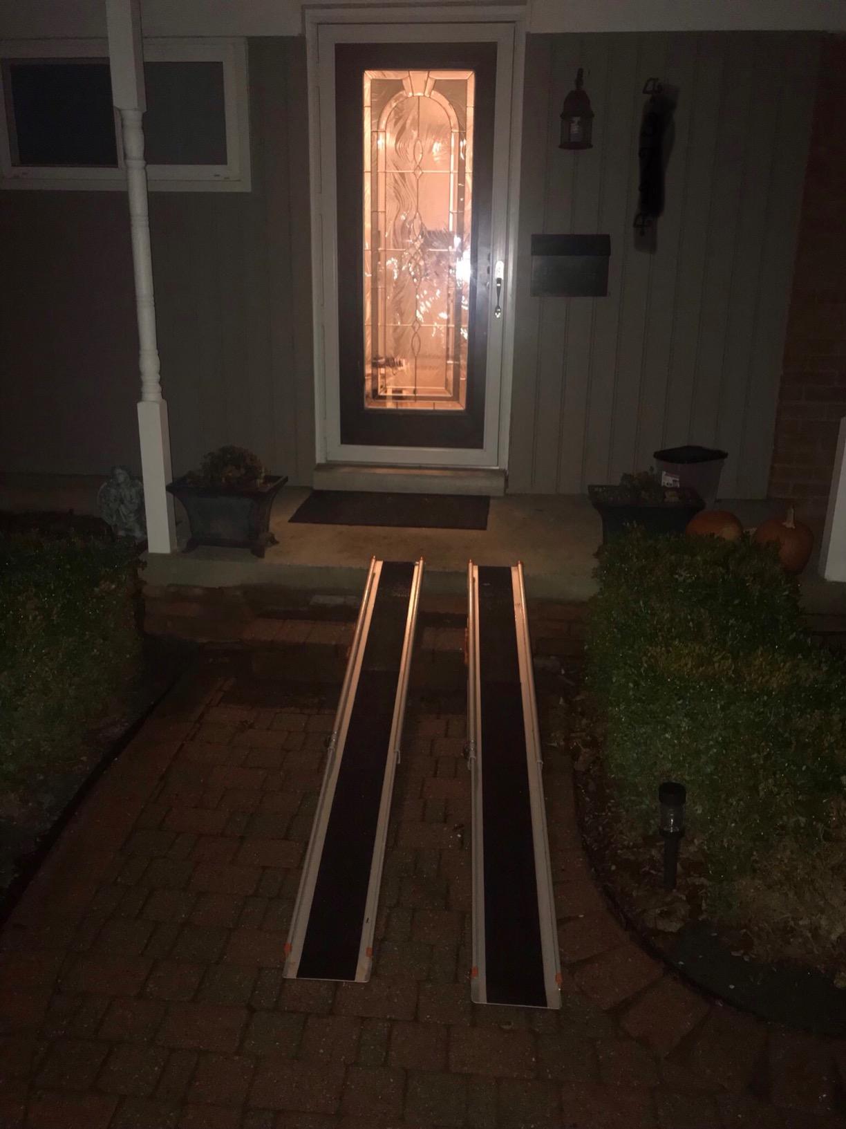 Ruedamann 6FT Telescopic Wheelchair Ramp with Handle, 8.3