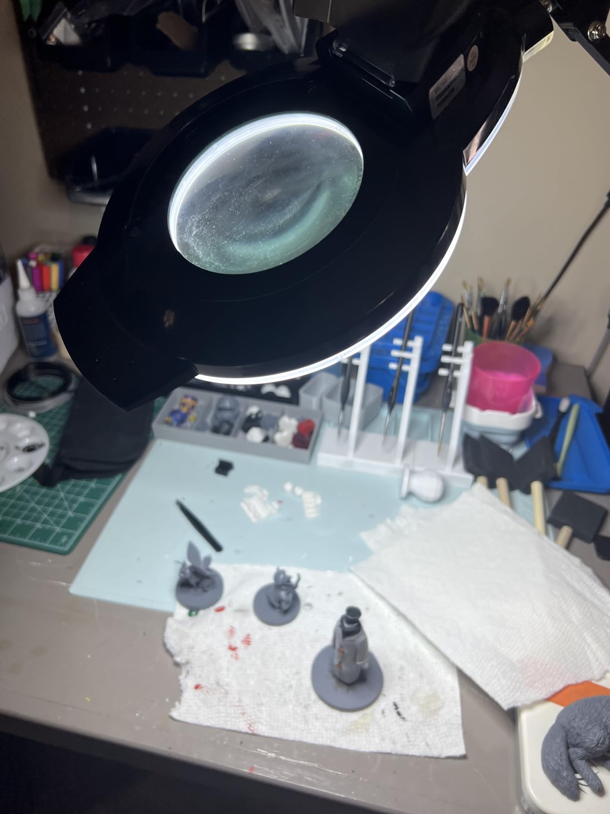 KIRKAS LED Magnifying Lamp with Clamp, 2,200 Lumens Dimmable 28in 12X | Magnifying Glass with Light for Repair Reading Craft Needlework Hobby Workbench Magnifier Dust Cover Adjust Swivel Arm customer photo 1