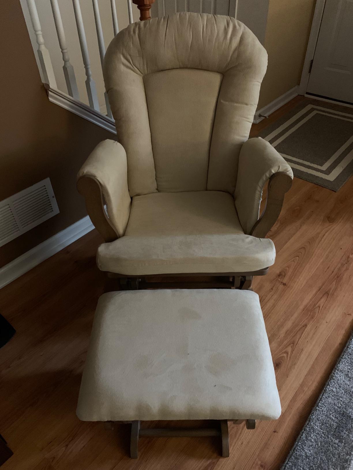 Child Craft Cozy Glider Rocker and Ottoman Set, Smooth Quiet Gliding Motion, Padded Cushion with Convenient Storage Pockets, Solid Wood Base & Frame (Dapper Gray with Light Gray Cushion) customer photo 2