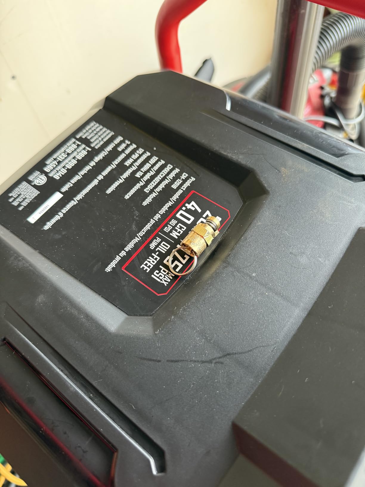 Craftsman Air Compressor, 20 Gallon Oil-Free 1.8 HP Max 175 PSI Pressure Two Quick Couplers Big Capacity, Red- CMXECXA0232043 customer photo 1