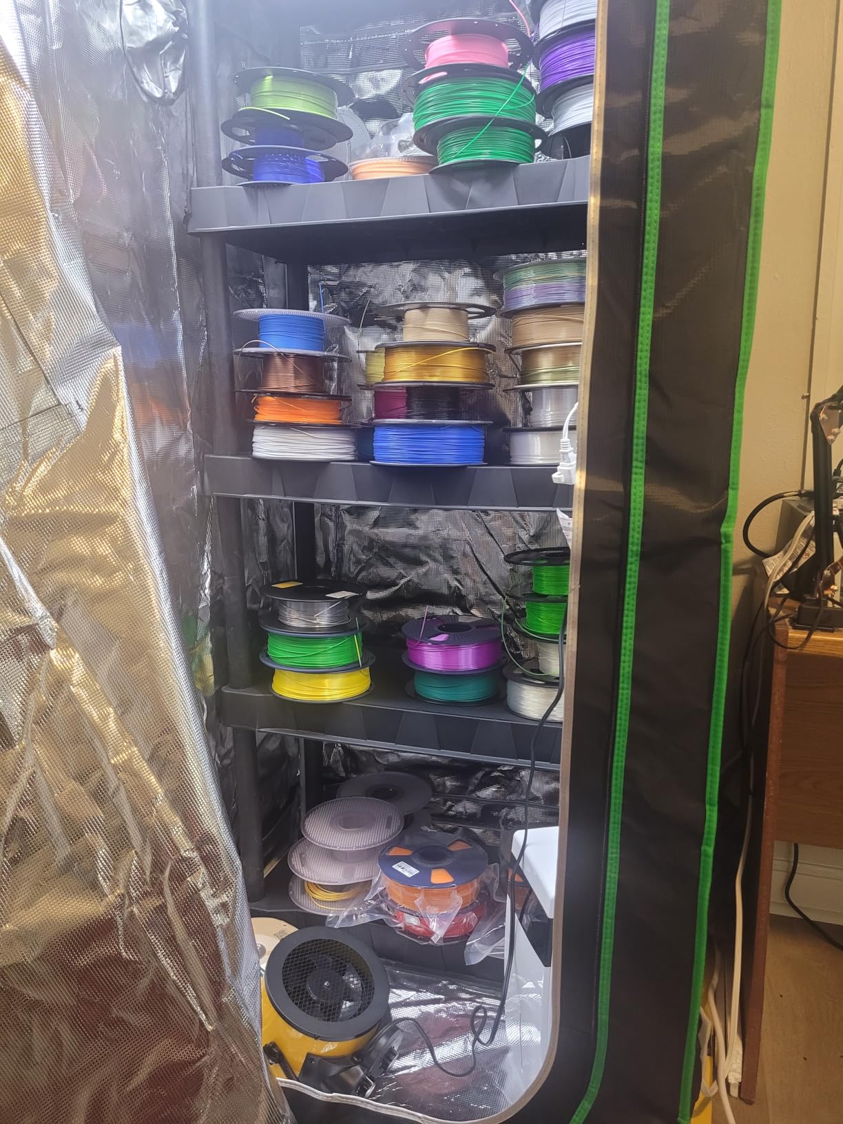 ATOUR 48”x24”x60” Grow Tent, Reflective 600D Mylar,Hydroponic Grow Tent with Observation Window and Floor Tray for Indoor Plant Growing 4’x2’ customer photo 2