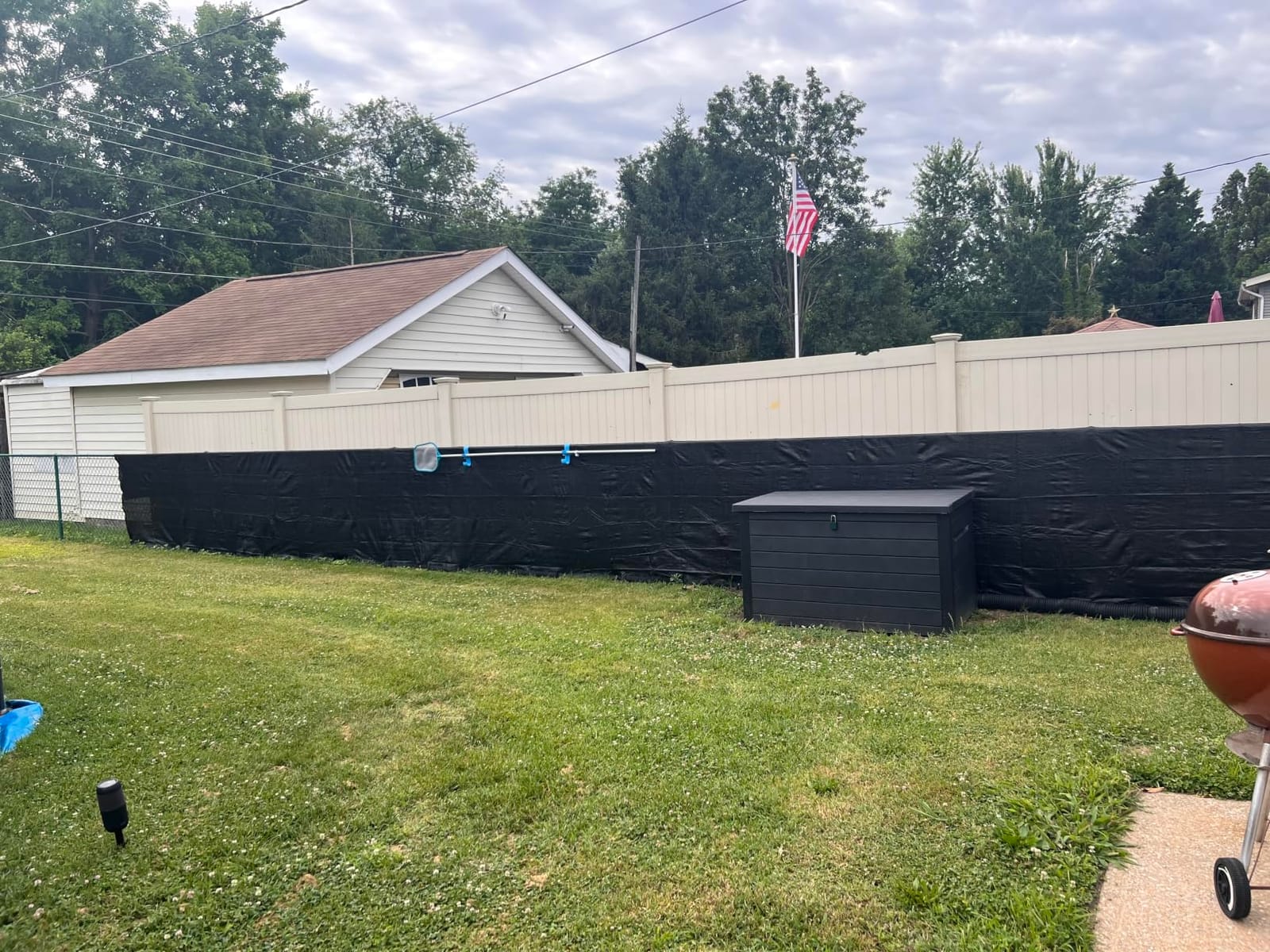 Sunnyglade 6 ft x 50 ft Privacy Screen Fence Heavy Duty Fence Cover Black customer photo 1
