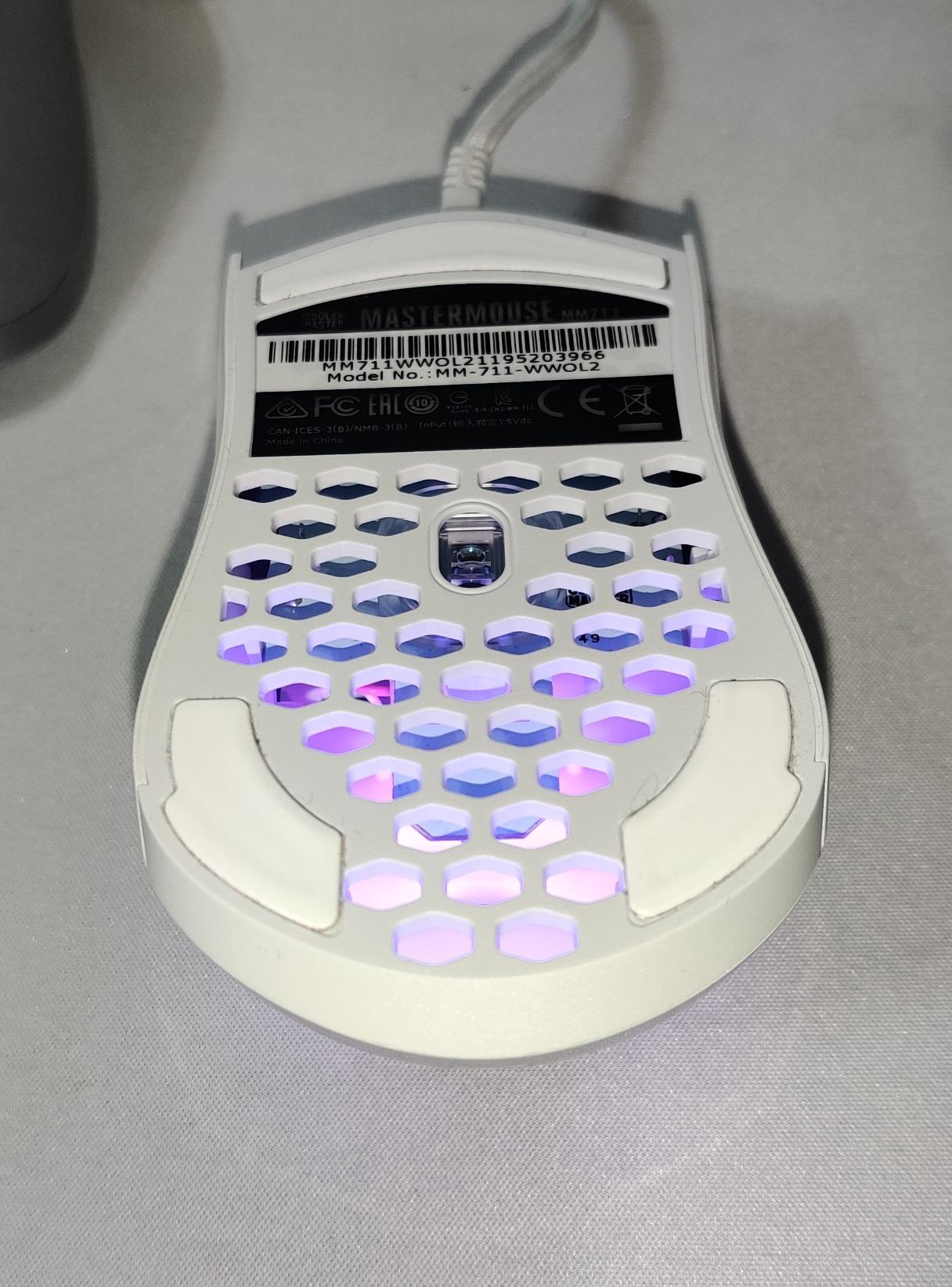 Cooler Master MM711 60G Glossy White Gaming Mouse with Lightweight Honeycomb Shell, Ultraweave Cable, 16000 DPI Optical Sensor and RGB Accents customer photo 2