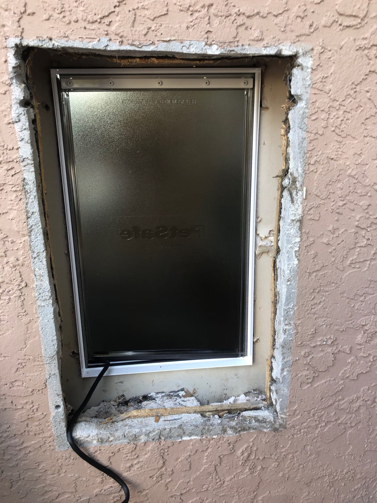 PetSafe Extreme Weather Aluminum Dog Door, 3-Flap Insulated, X-Large customer photo 1