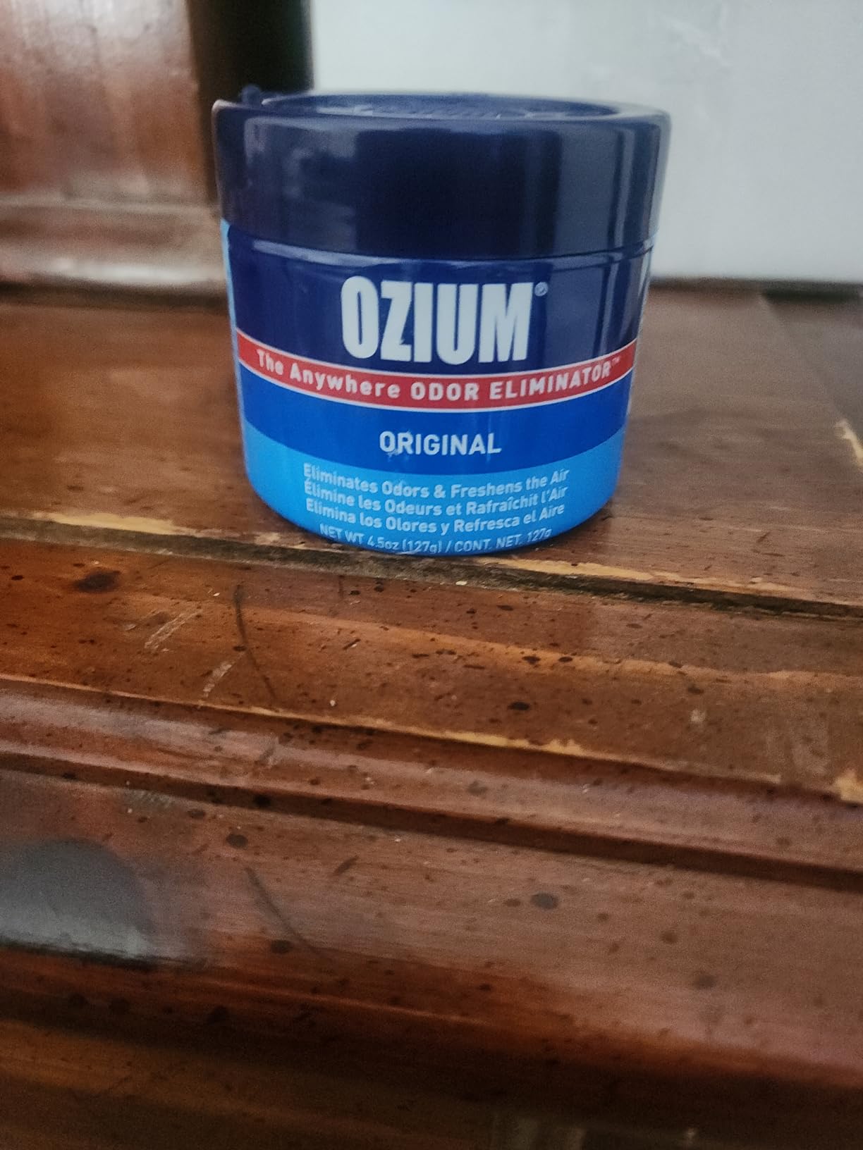 Ozium 4.5 Oz. Odor Eliminating Gel, Air Freshener Alternative | For Smoke, Pets, Musty Odors, Long Lasting Odor Remover for Cars, Homes, Outdoor Essence customer photo 1