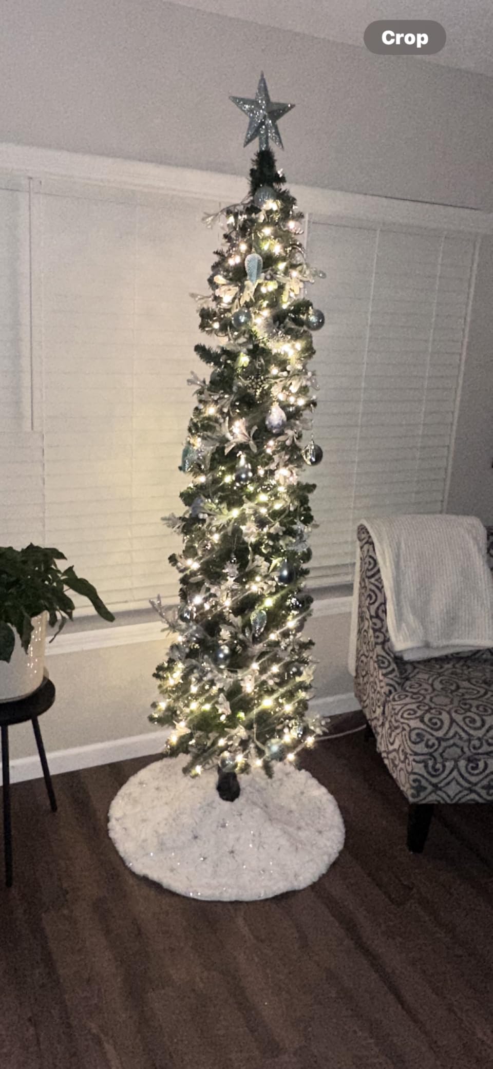 Plush Christmas Tree Skirts, 30 inches Luxury Snowy White Faux Fur Xmas Tree Base Cover Mat with Gold Snowflakes for Xmas New Year Home Party Decorations (30 inches, Gold) customer photo 2
