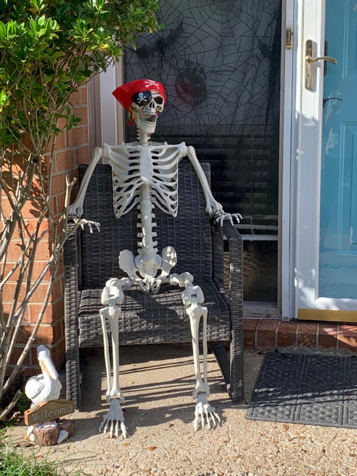 MyoGrip 5.5 FT Skeleton Halloween Decorations, Posable Full Body Life-Size Skeleton Prop with Movable Joints for Halloween Decorations Outdoor Yard Haunted House Prop customer photo 2