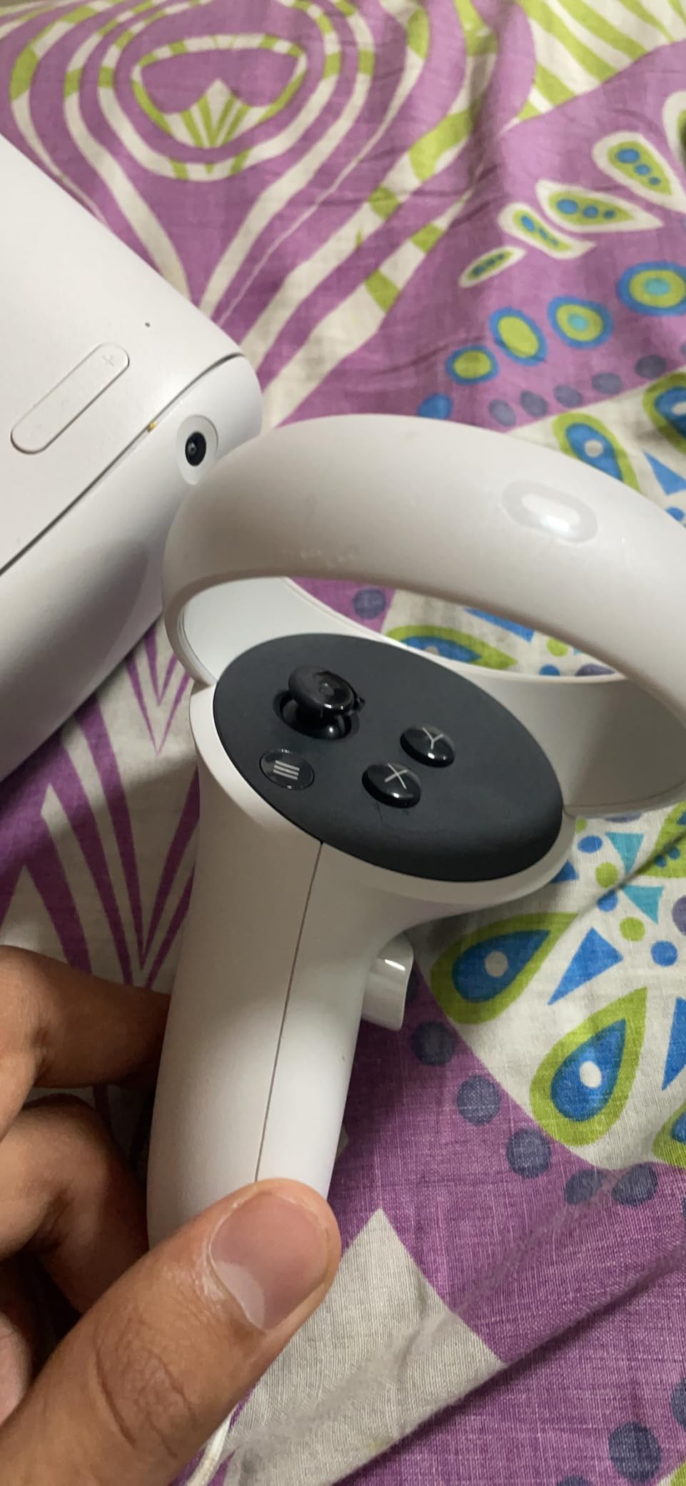 Oculus Quest 2 — Advanced All-in-One Virtual Reality Headset — 64 GB (UK Model) customer photo 2