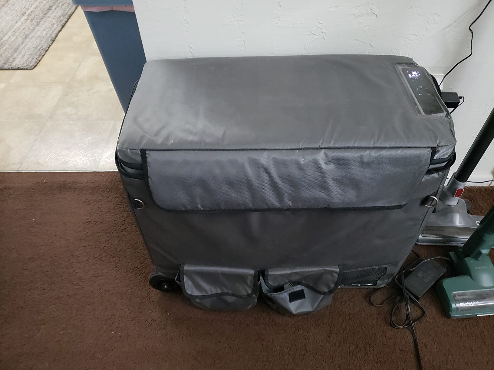 T50 Insulated Protective Cover for Alpicool T50, Bodega 53 Quart, VEVOR 53 Qt Dual Zone Car Fridge Freezer customer photo 2
