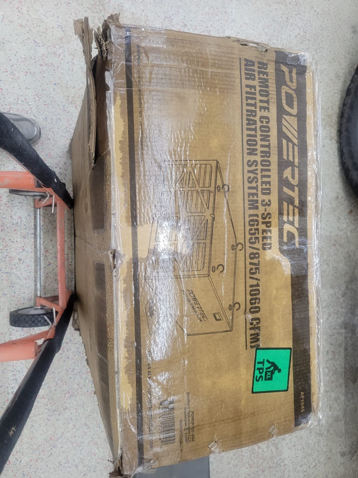 POWERTEC AF1045 3-Speed Remote Controlled Air Filtration System (655/875/1060 CFM), Hanging Air Filter for Woodworking & Dust Collector, Air Purifier for Garage & Workshop (AF1045) customer photo 2
