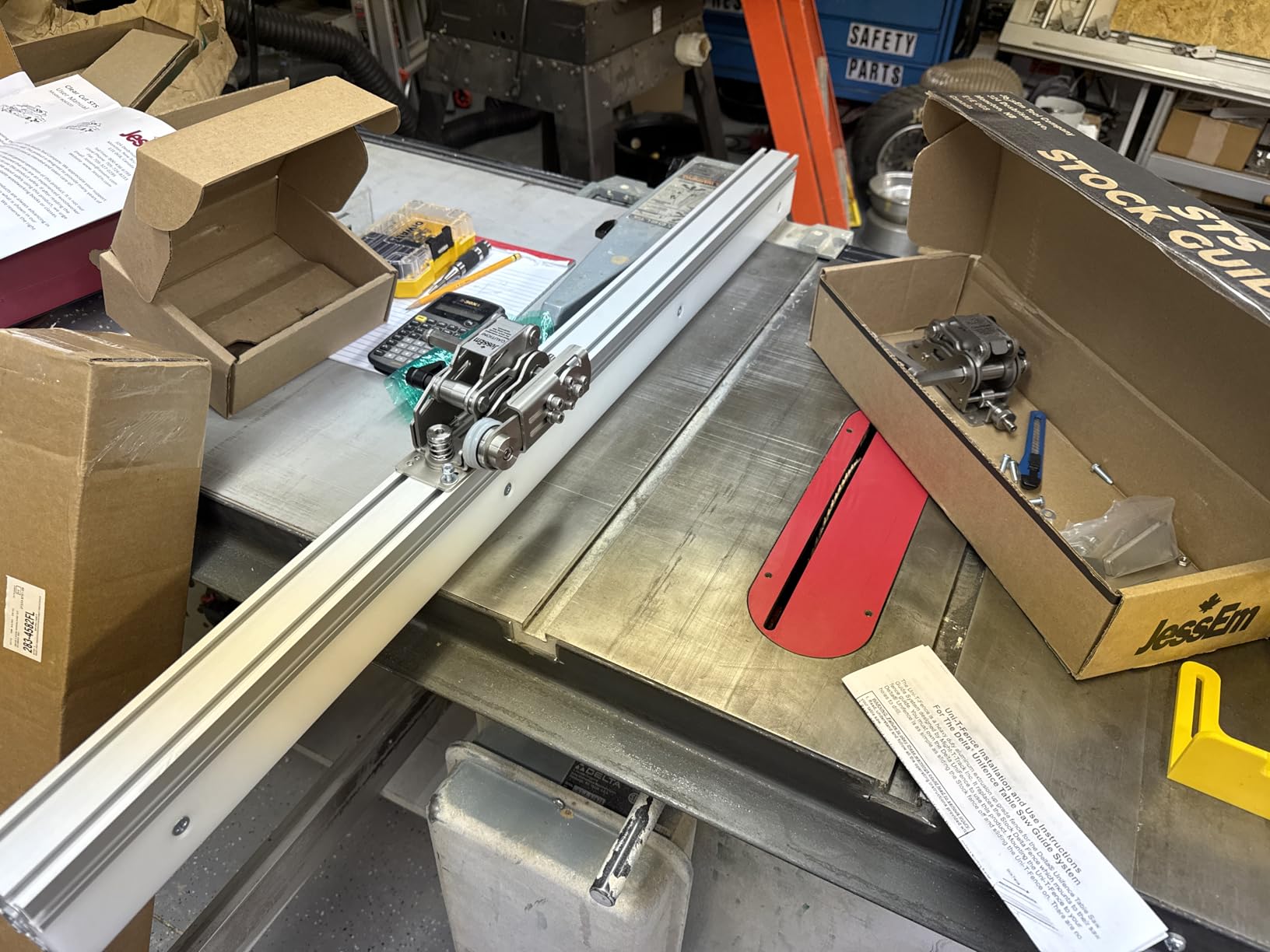 Peachtree Woodworking Supply Uni Style Table Saw Fence with Sacrificial customer photo 2