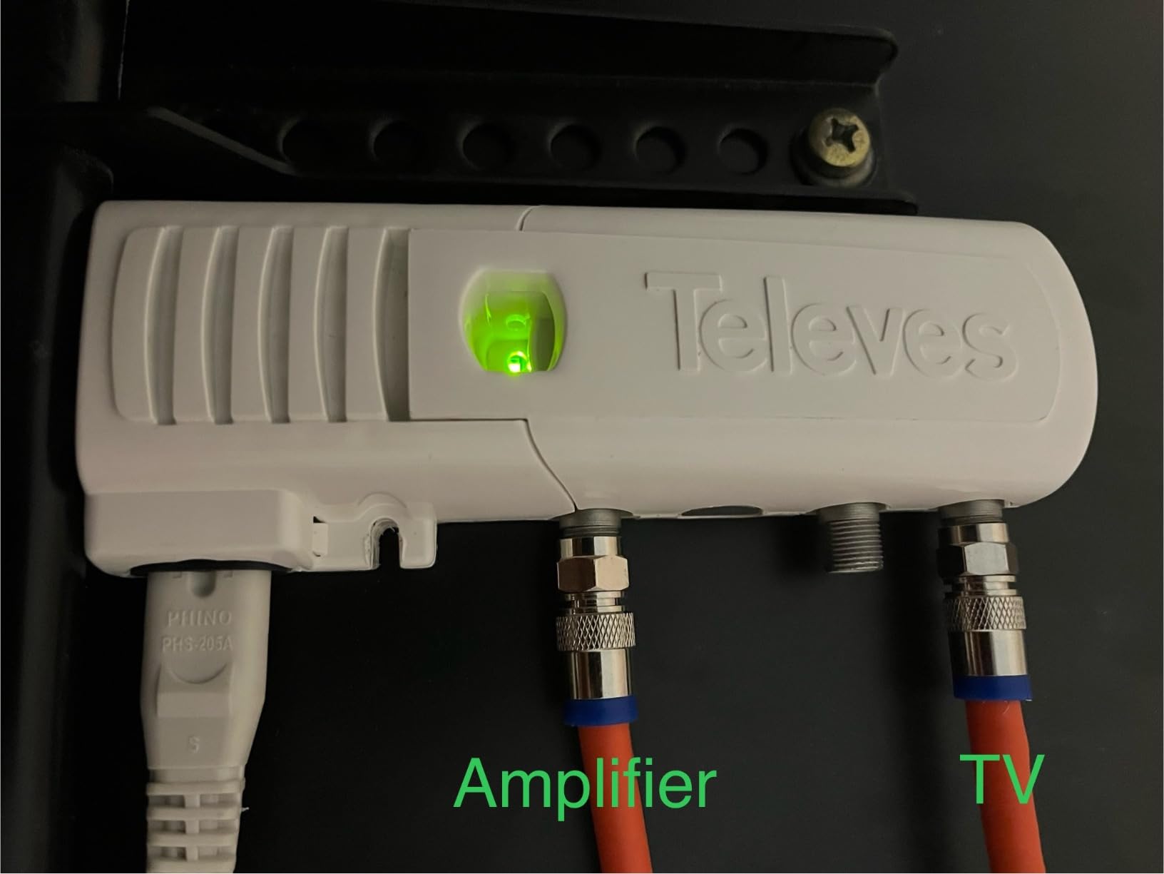 Televes 560383 TForce Mast Preamplifier – Single Input, Automatic Gain Control, Full Band VHF/UHF, Built-in 5G/FM Filtering, Works with Any Antenna, Made in Spain customer photo 1