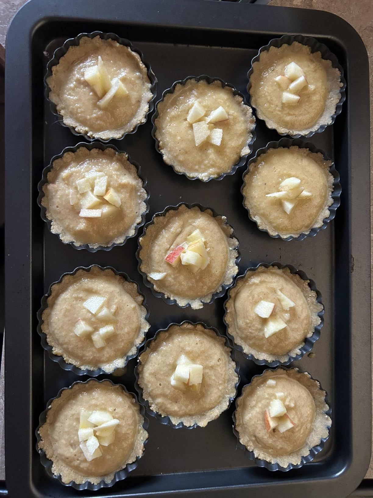 11 & 9 Inch Round Tart Pans with 2Pcs 4 Inch Mini Pans, Removable Bottom, Non-Stick Carbon Steel for Tart Quiche Pie Making customer photo 2