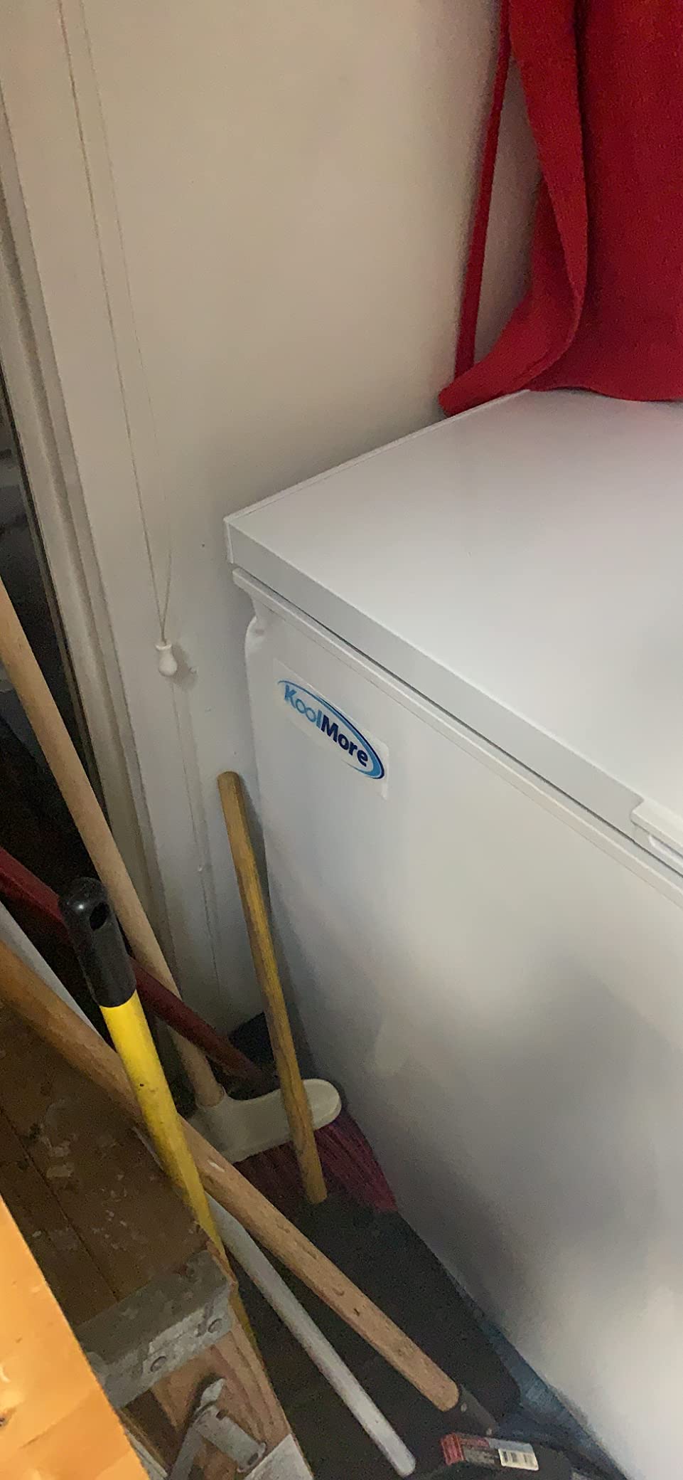 KoolMore SCF-20C Chest Freezer, 20 cu. Ft, White customer photo 2