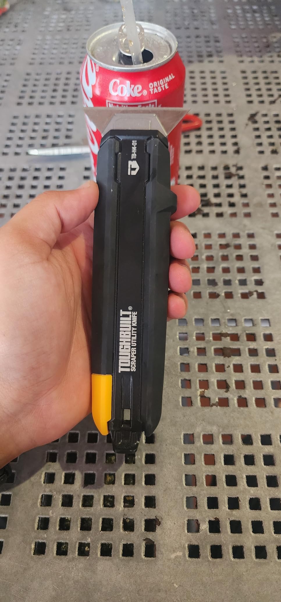 ToughBuilt - Scraper Utility Knife, 5 Blades, Quick-Change, TB-H4S5-01 customer photo 2