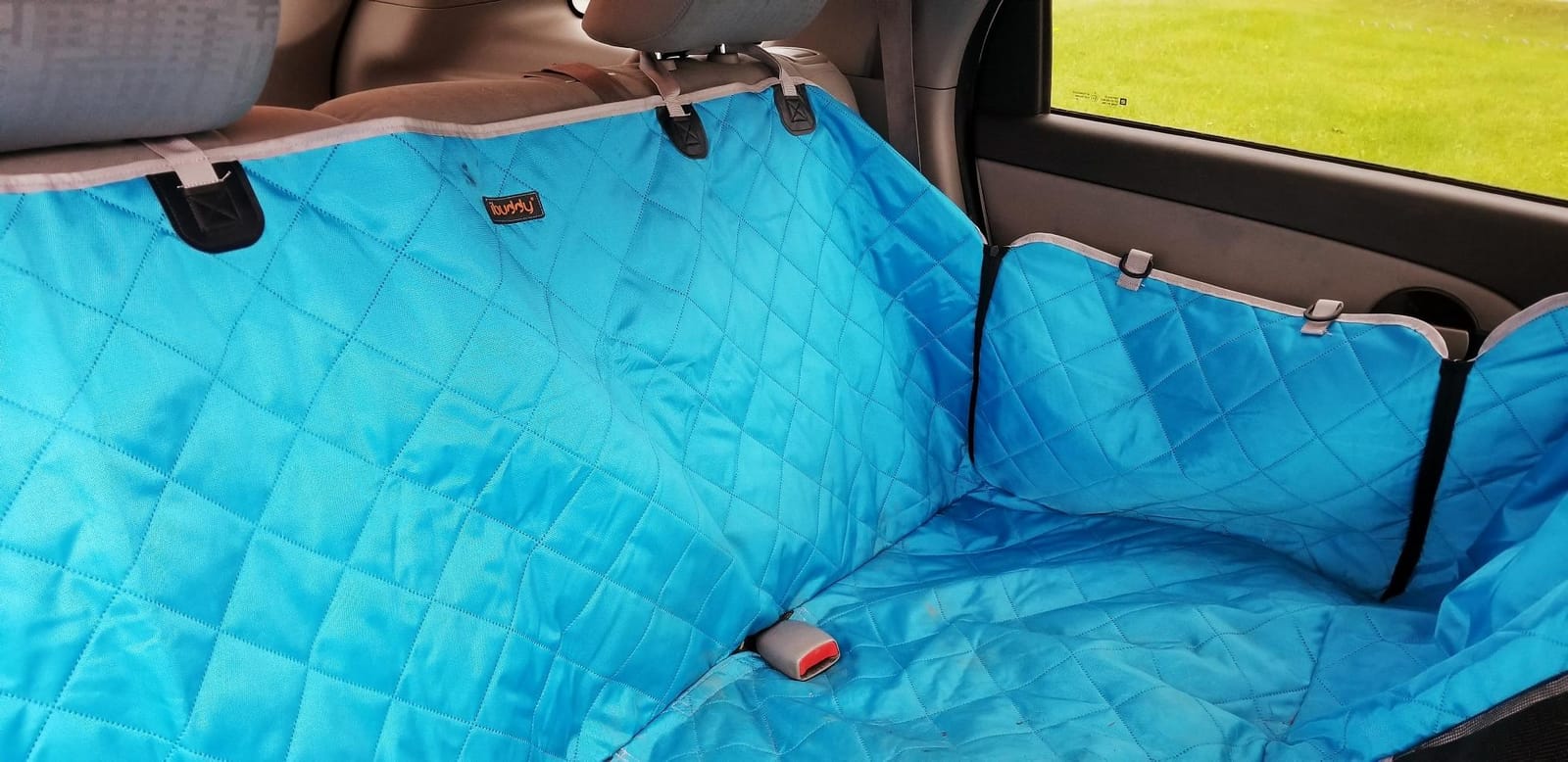 Truck Seat Cover for Dogs 100% Waterproof Back Seat Cover for Crew Cab Machine Washable X-Large Pet Hammock with Side Flap Against Dirt and Fur for Large SUV and Truck Dog Seat Protector customer photo 2