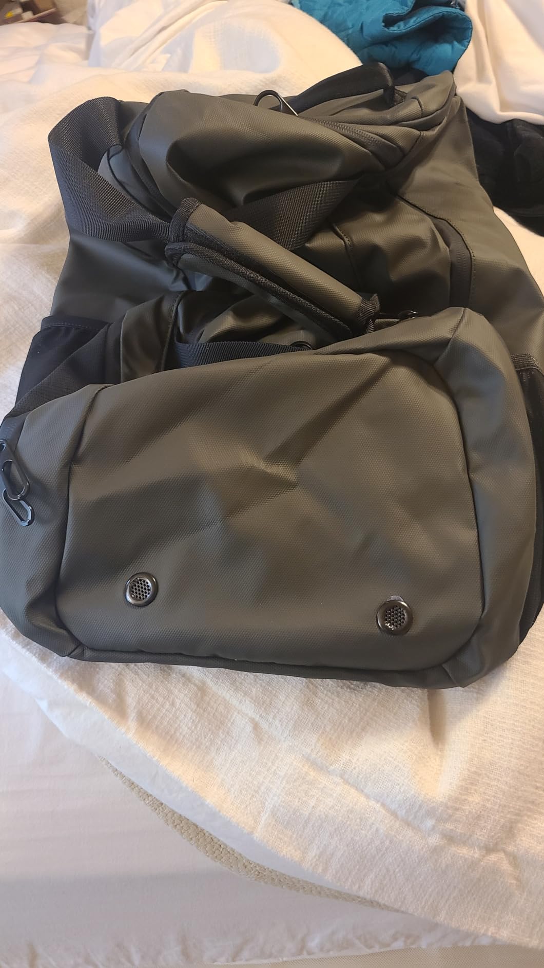 Gym Bag for Men with Shoes Compartment - 40L Duffle Bag for Travel with Wet Pocket & Laptop Compartment,Waterproof Carry On Sports Bags Gym Backpack with Water Bottle Holder customer photo 1