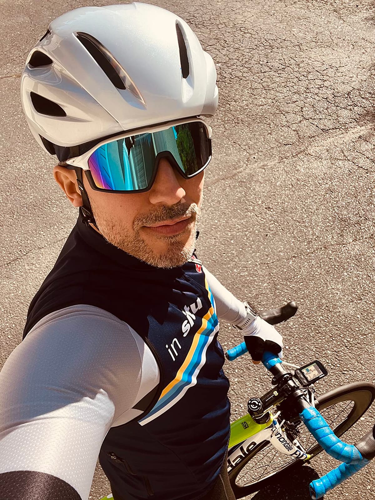 MET Manta MIPS Aero Road Bike Helmet - Lightweight Aerodynamic Cycling Helmet with MIPS-C2 Tech customer photo 2