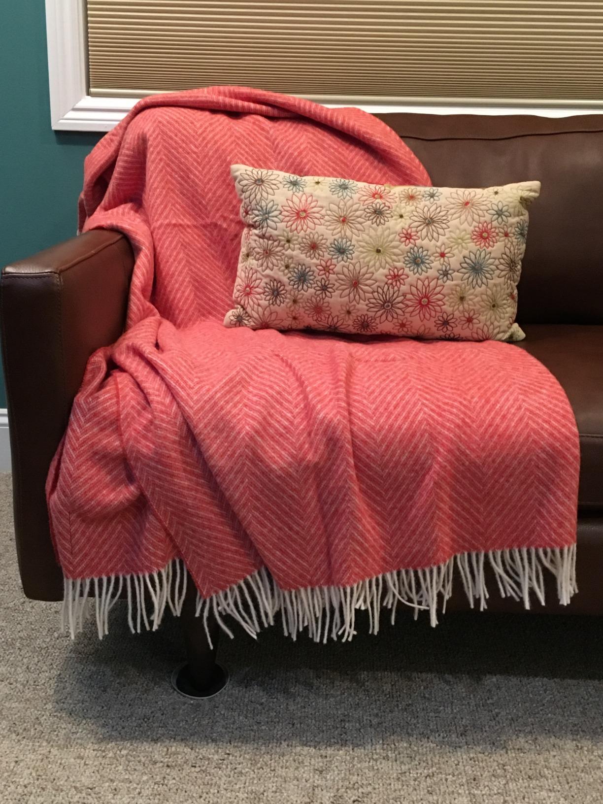 Moon Wool Plaid Throw Blanket, Merino Lambswool, Block Windowpane Beige Grey, Made in UK customer photo 1