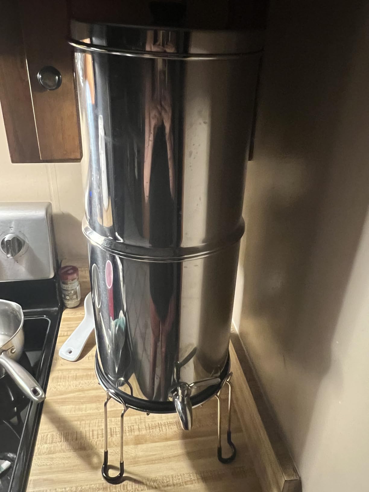 Purewell 3-Stage 0.01μm Ultra-Filtration Gravity Water Filter System, NSF/ANSI 42&372 Certification, 304 Stainless Steel Countertop System with 2 Filters and Stand, Reduce 99% Chlorine, 2.25G customer photo 2