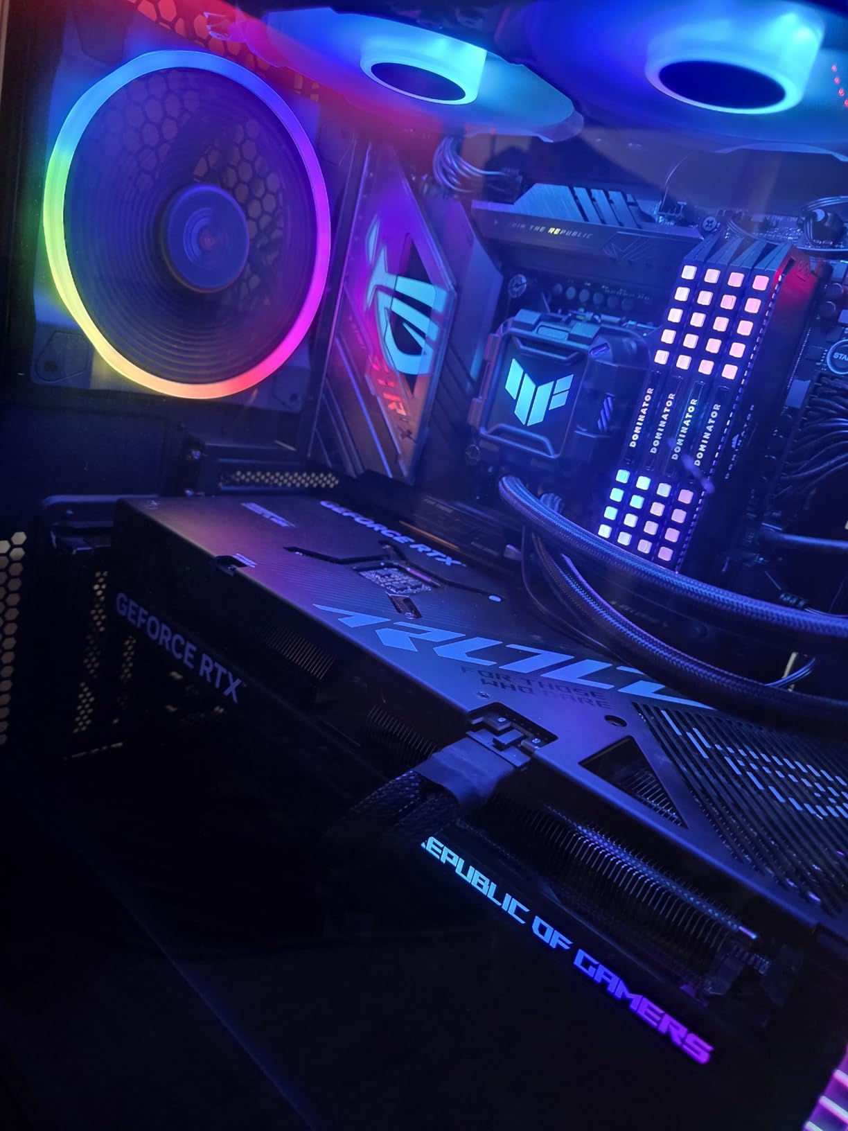 be quiet! Light Wings 140mm PWM High Speed Low Noise Premium ARGB Cooling Fan | 4-Pin | Ideal for Radiators and Heat Sinks | Black | BL075 customer photo 1