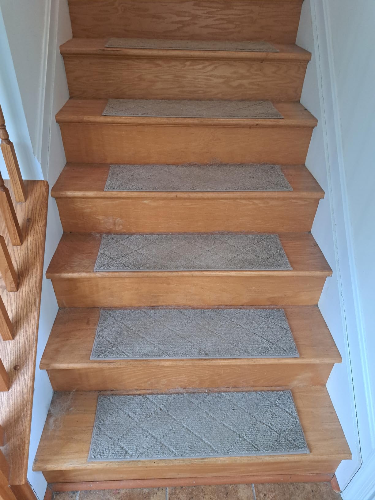 COSY HOMEER Edging Stair Treads Non-Slip Carpet Mat 28inX9in,4pc,Brown customer photo 2