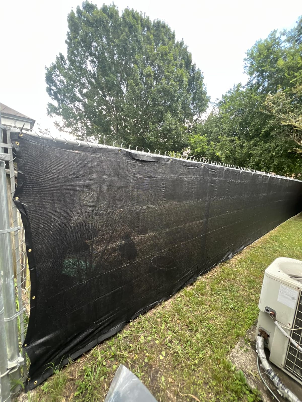 5ftx50ft Fence Privacy Screen Heavy Duty 170 GSM Windscreen & Dustproof Fabric Privacy Screen Covering Mesh Fencing for Outdoor Patio, Balcony, Pool Deck, Brown customer photo 1