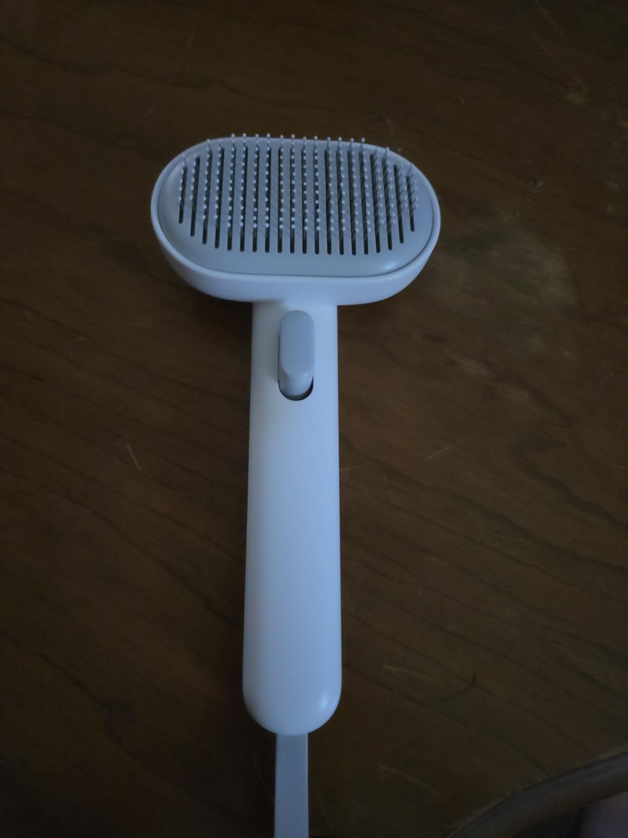Aumuca Skin Friendly Self-Cleaning Slicker Brush for Dogs & Cats, Gentle Pet Grooming Tool for Shedding & Deshedding, Efficient Hair Remover for Long & Short Haired Pets customer photo 2