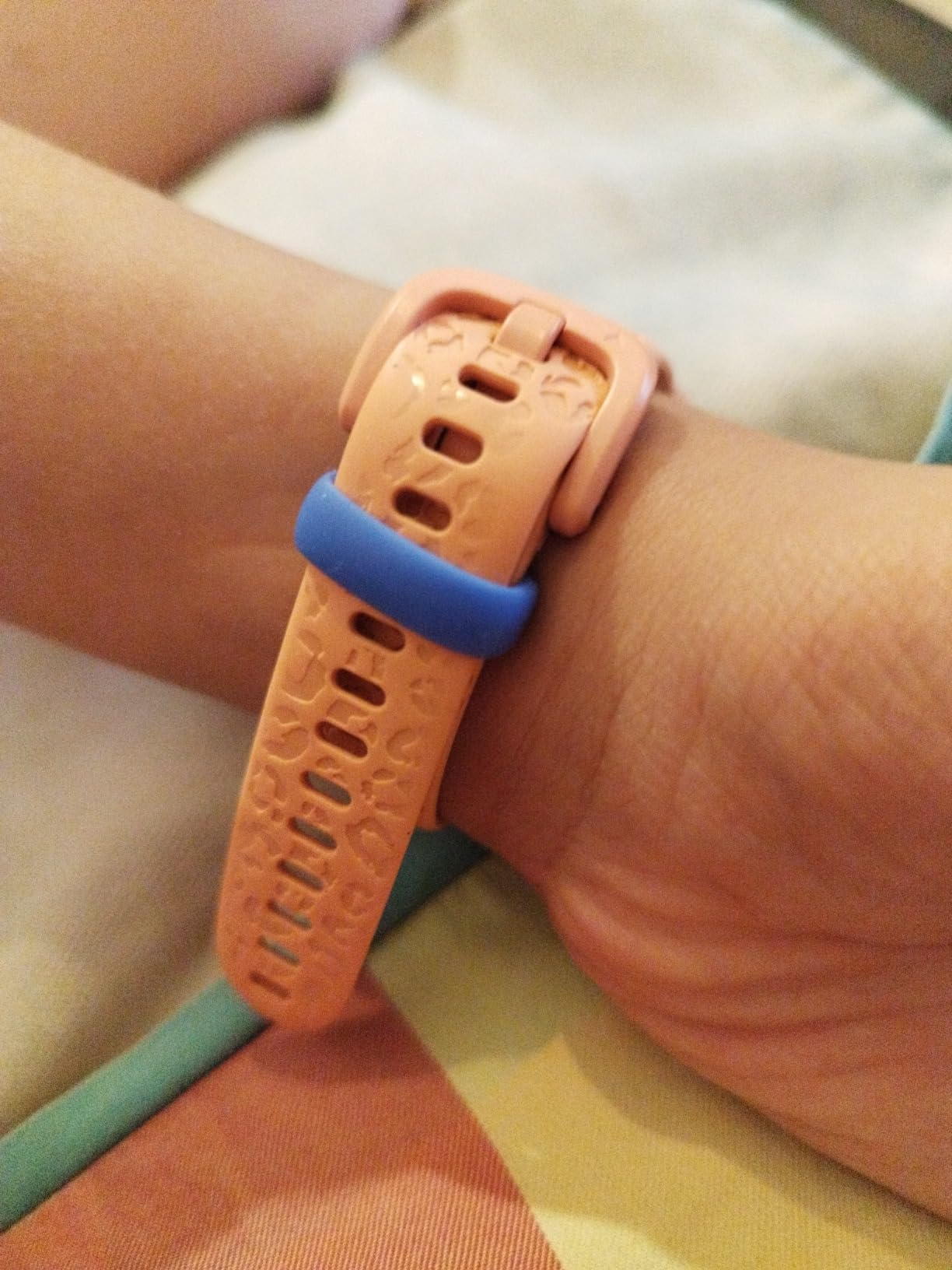 Garmin vívofit® jr. 3, Kids Fitness Tracker, Peach Leopard customer photo 1