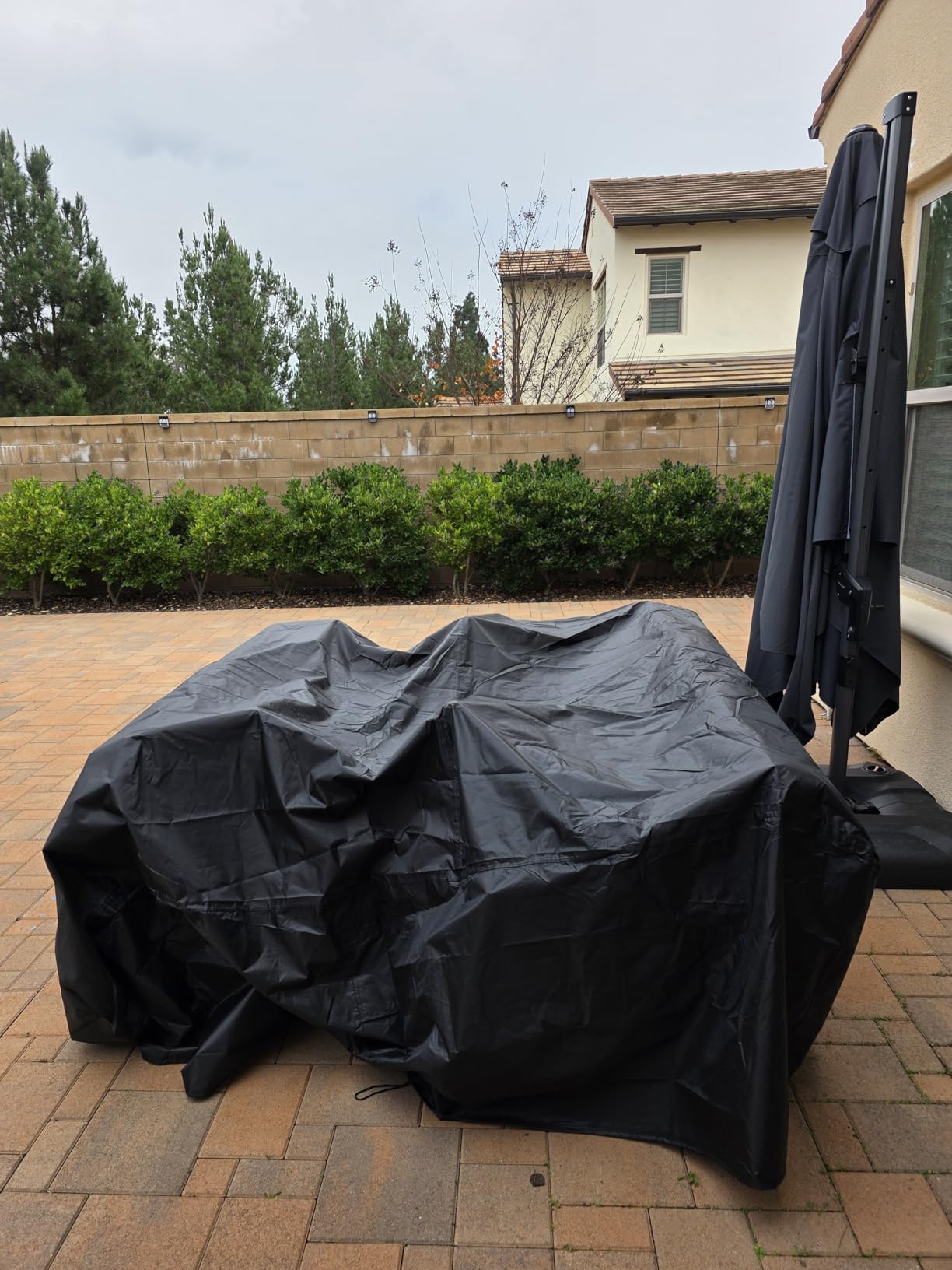 Ruimoy Patio Furniture Covers, Outdoor Furniture Cover Waterproof, General Purpose, Outside Table and Chair Covers, Heavy Duty 600D (108 Inch L x 82 Inch W x 27.9 Inch H) customer photo 2
