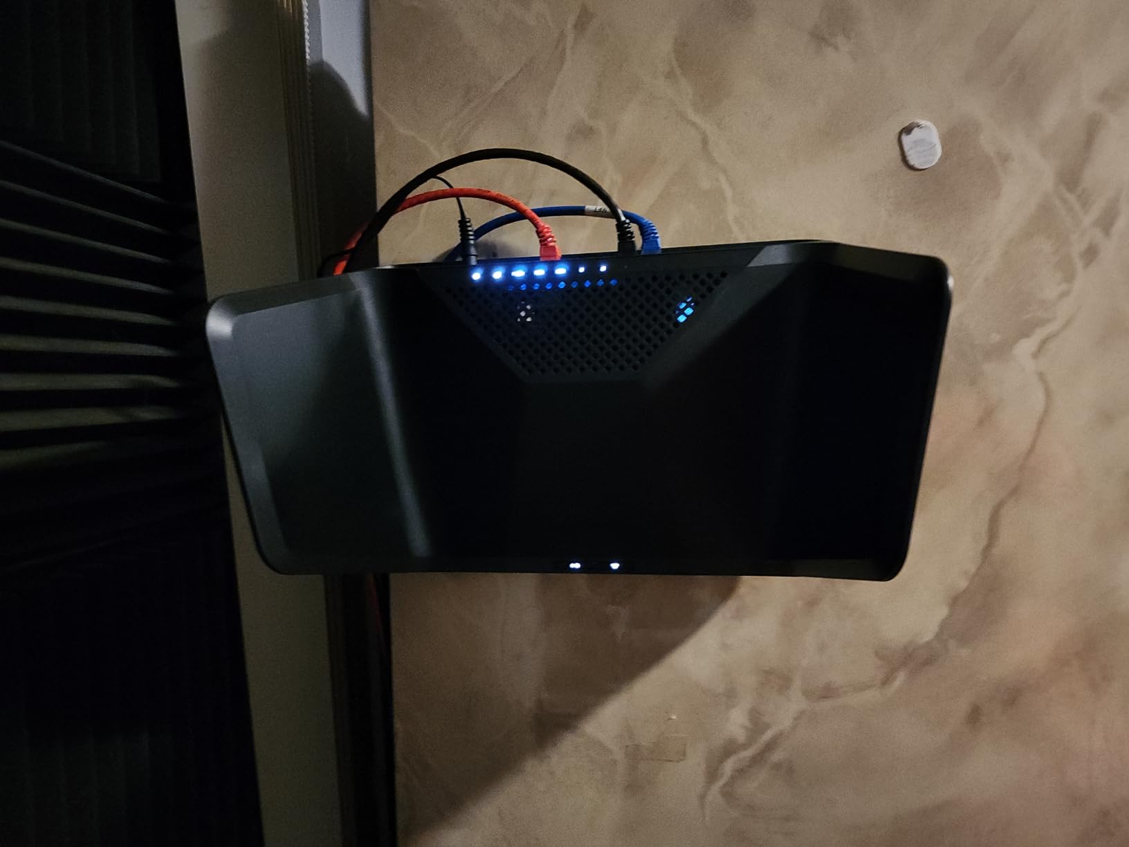 NETGEAR Nighthawk Tri-Band WiFi 6E Router (RAXE300) - Security Features, AXE7800 Wireless Gigabit Speed (Up to 7.8Gbps), New 6GHz Band, 8-Streams Cover up to 2,500 sq. ft., 40 Devices customer photo 1