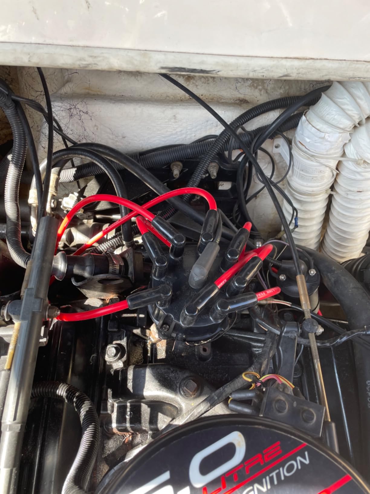 Universal Spark Plug Wire Set - 8.5mm Red High Performance - Compatible with Chevy GM SBC BBC Engines Small Block 305 307 327 350 Big Block 427 454 502 and More with HEI Distributor customer photo 1