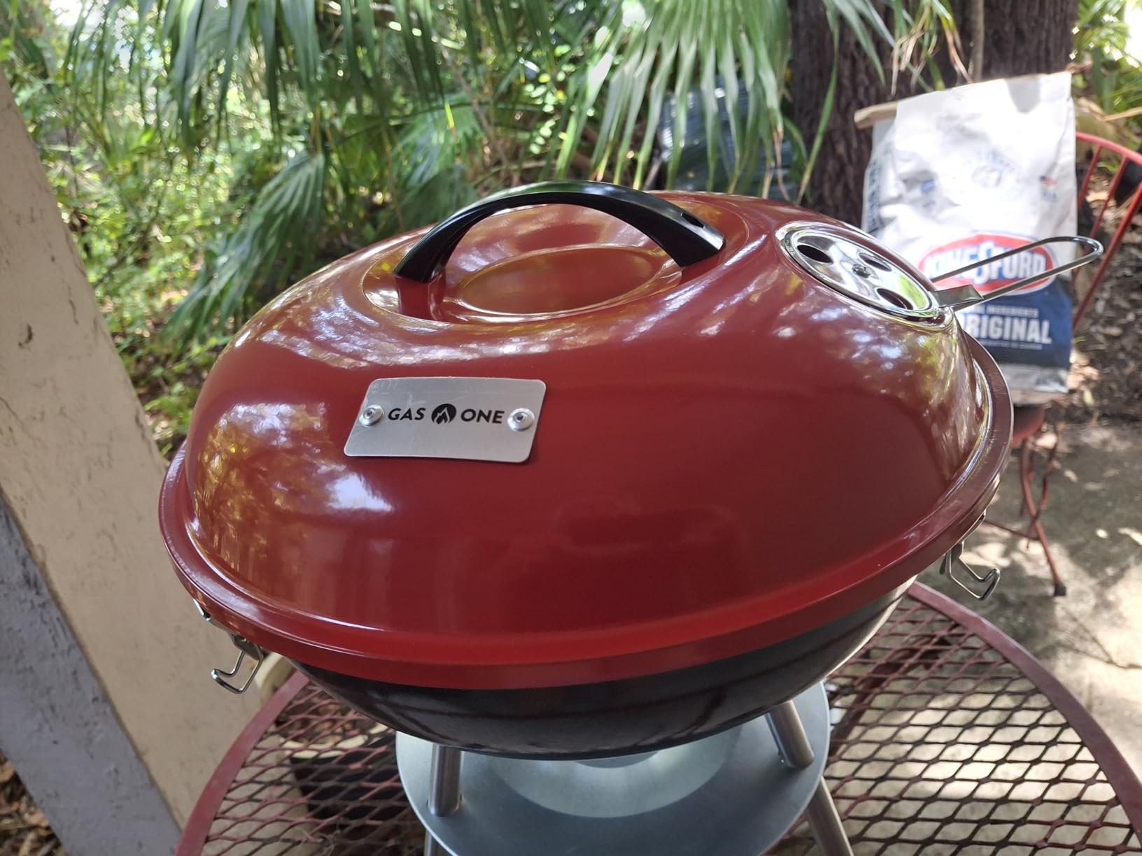 Gas One 14-inch Portable Barbecue Grill with 3-Point Locking Lid for Heat Preservation Dual Venting System Small Charcoal Grill for Backyard, Camping, Boat customer photo 1