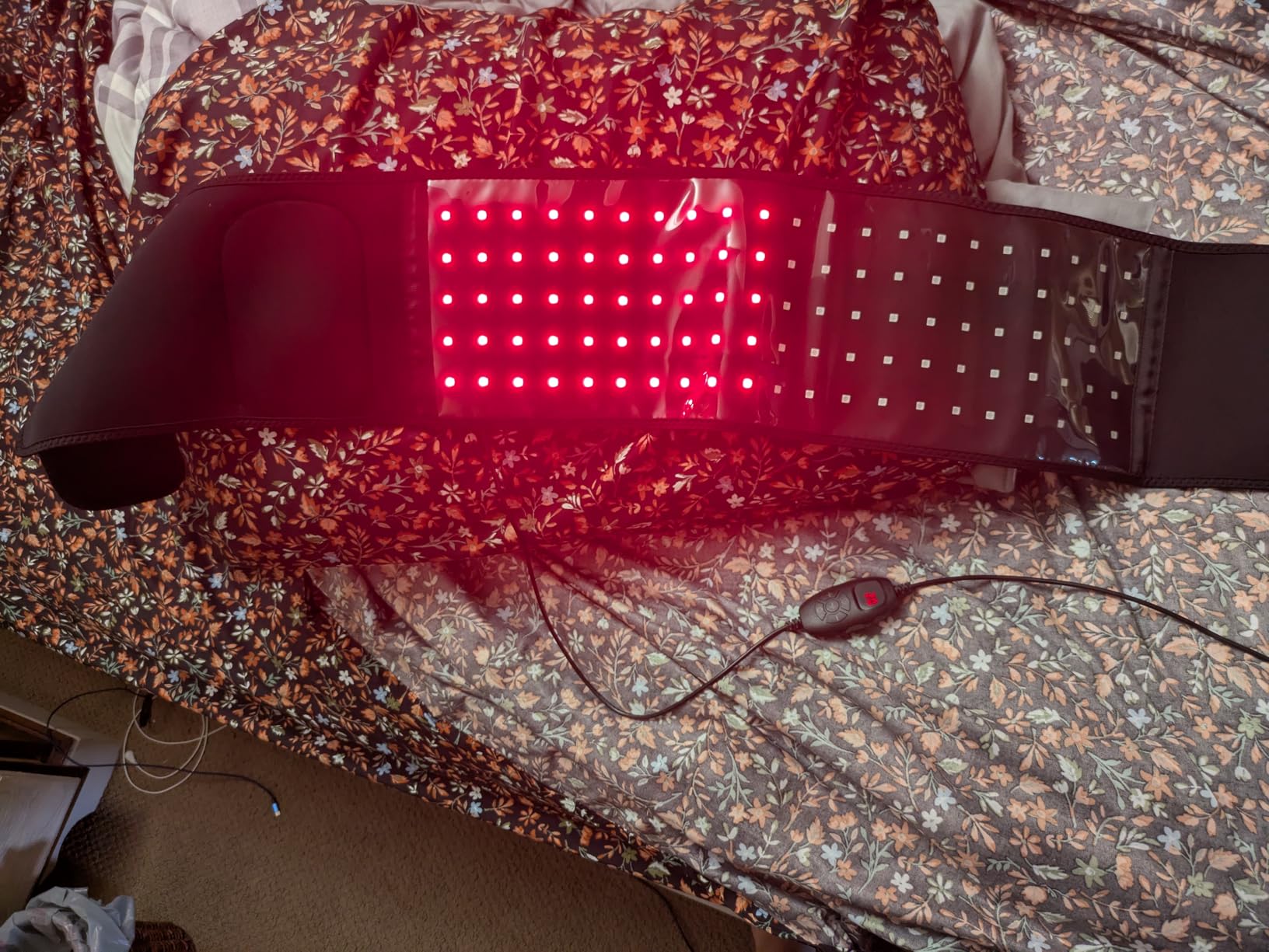 USUIE Red Light Therapy Belt, Infrared Light Therapy Wrap Red Light Therapy Device for Body with Timer for Women Men Gift customer photo 2