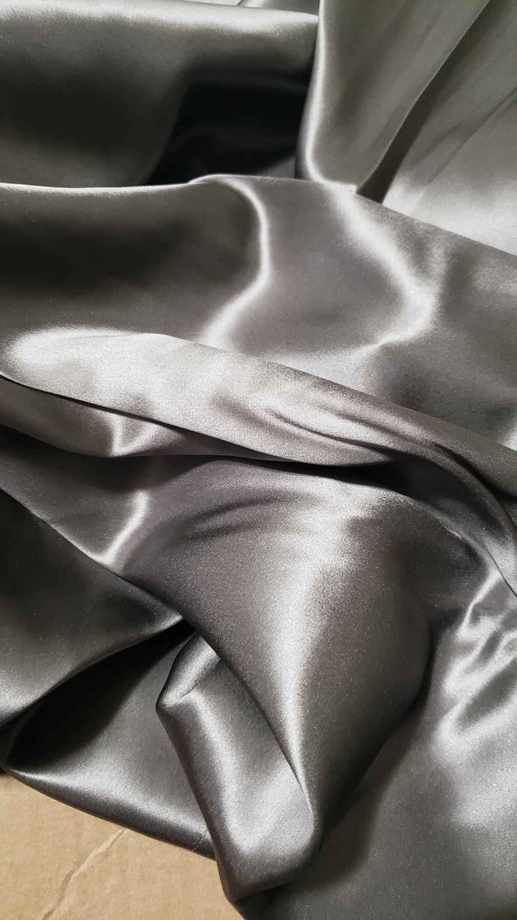 THXSILK 100% Pure Mulberry Silk 22 Momme Sheet Set 4 Pcs Queen Black | Top Grade Silk Bed Sheets, Luxury Bedding Cooling Smooth Ultra Soft Durable customer photo 1