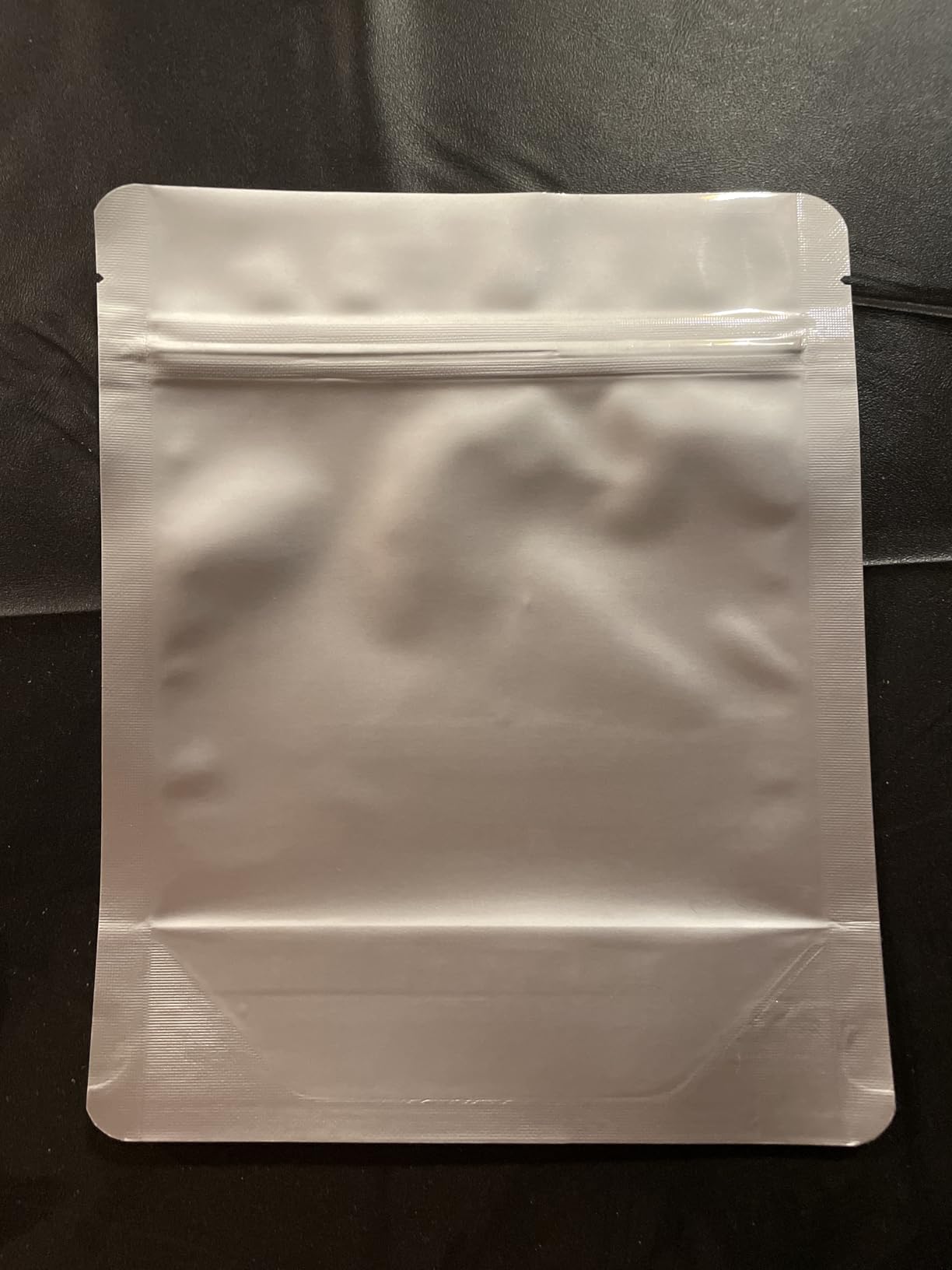 Wallaby 50 Count 1-Pint Gusset Mylar Bags with Labels, 11 Mil Total Thickness Long-Term Food Storage Pouches, 8x6 Stand-Up Zipper Heat-Sealable Airtight Packaging - Silver customer photo 2
