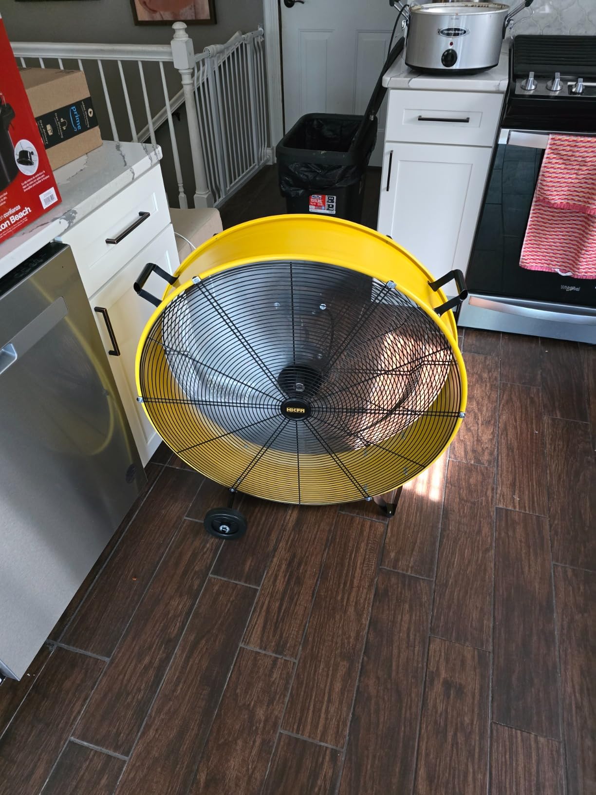 HiCFM 13000 CFM 30 inch Heavy Duty High Velocity Barrel Floor Drum Fan | Powerful 1/3HP Motor, 9ft Cord, 5in Solid Wheels for Workshop, Garage, Commercial or Industrial rooms - UL Safety Listed customer photo 1