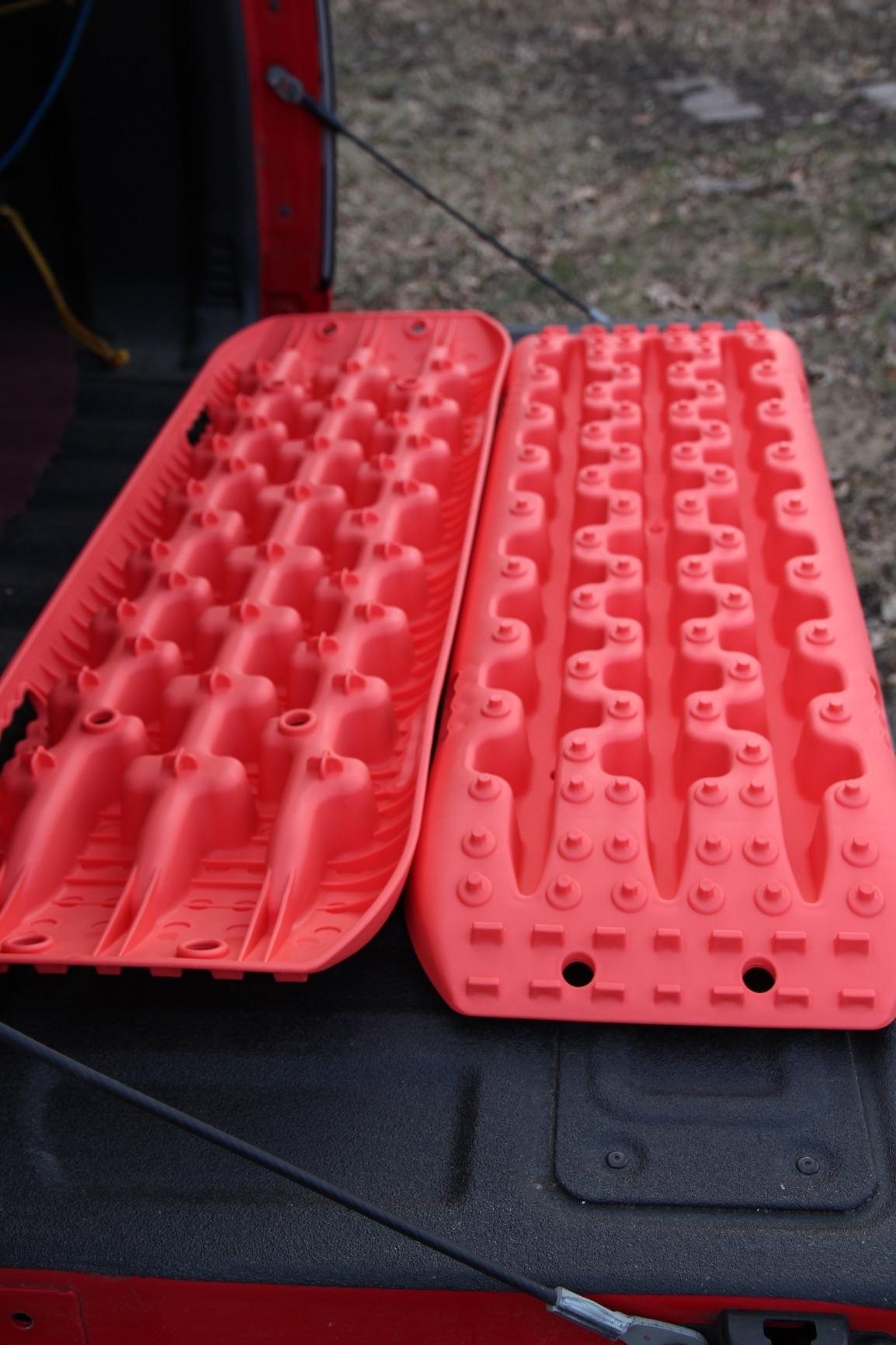 ALL-TOP Recovery Traction Boards, 2PCS & Mounting Kit, Reinforced Off Road Bendable Tire Friction Tracks (3rd Gen,Orange) customer photo 1