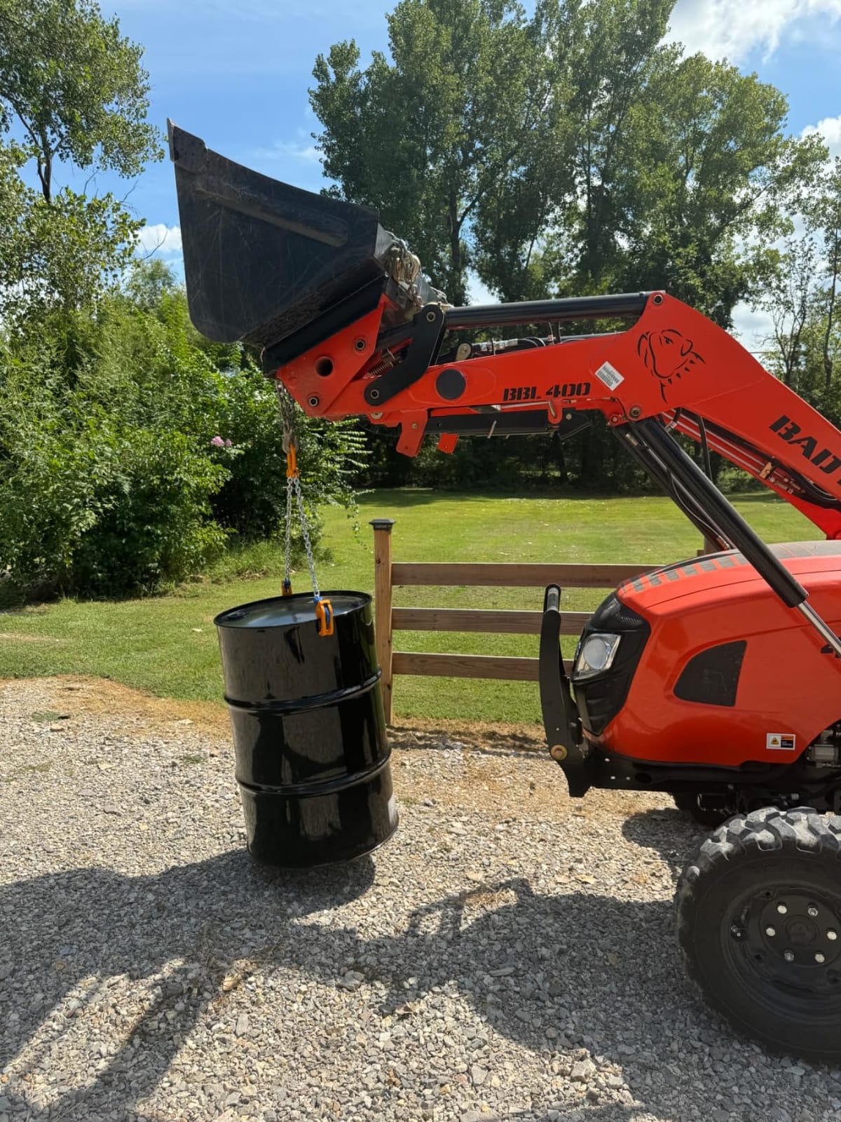 55 Gallon Drum Lift, 2200 lbs Chain Drum Lifter for 30-55 Gal Steel Drums | High-strength steel drum lifter with improved hooks for 30-55 gallon drums, compatible with forklifts, cranes and hoists. customer photo 1