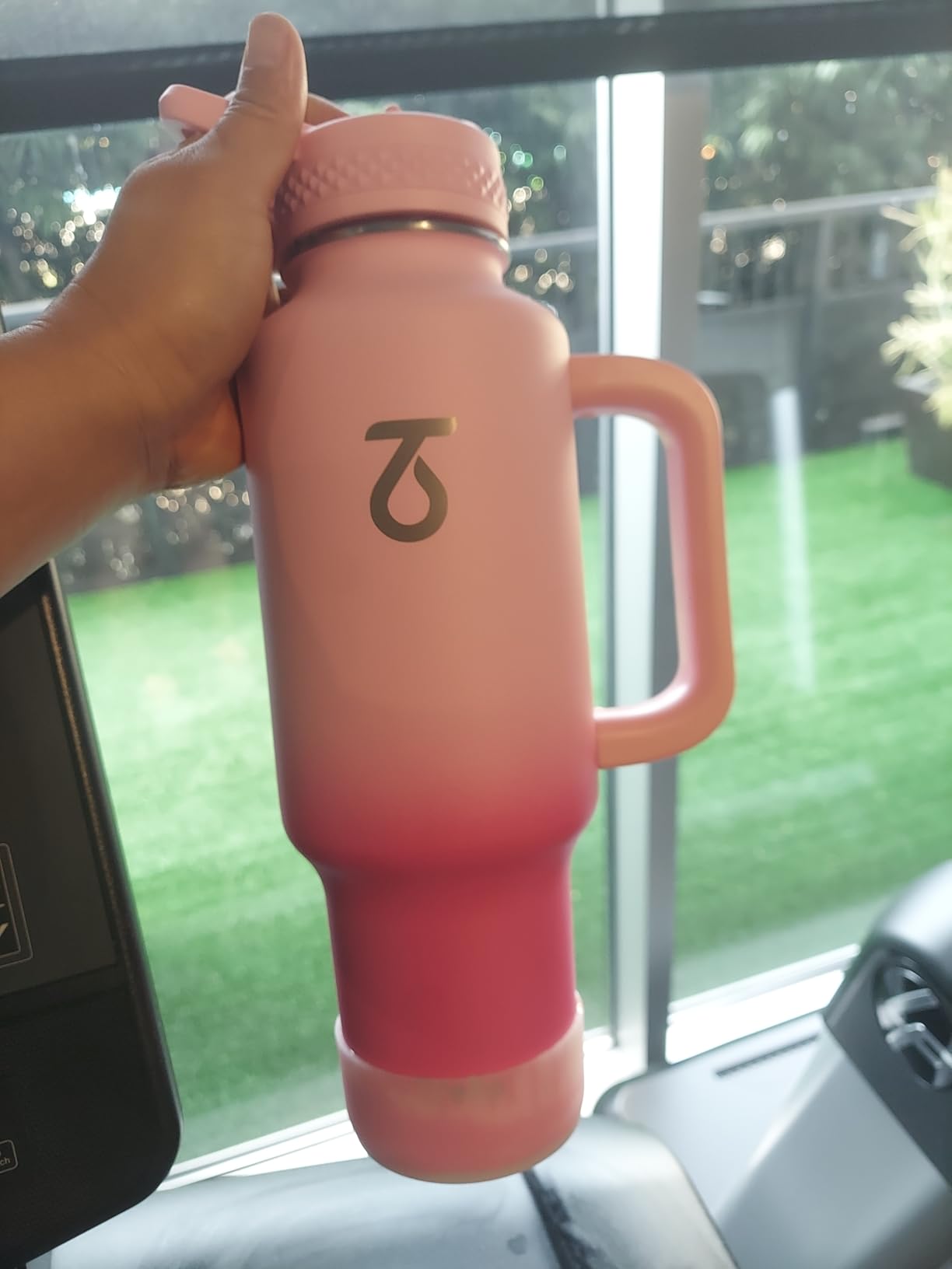 Trebo 32 oz Water Bottle Insulated Fits in Any Car Cup Holder with 2 Lids | Stainless Steel T-shape Tumbler with Paracord Handle, Triple Wall Vacuum Copper Plated, Cold 48 Hrs for Travel, Leakproof customer photo 2