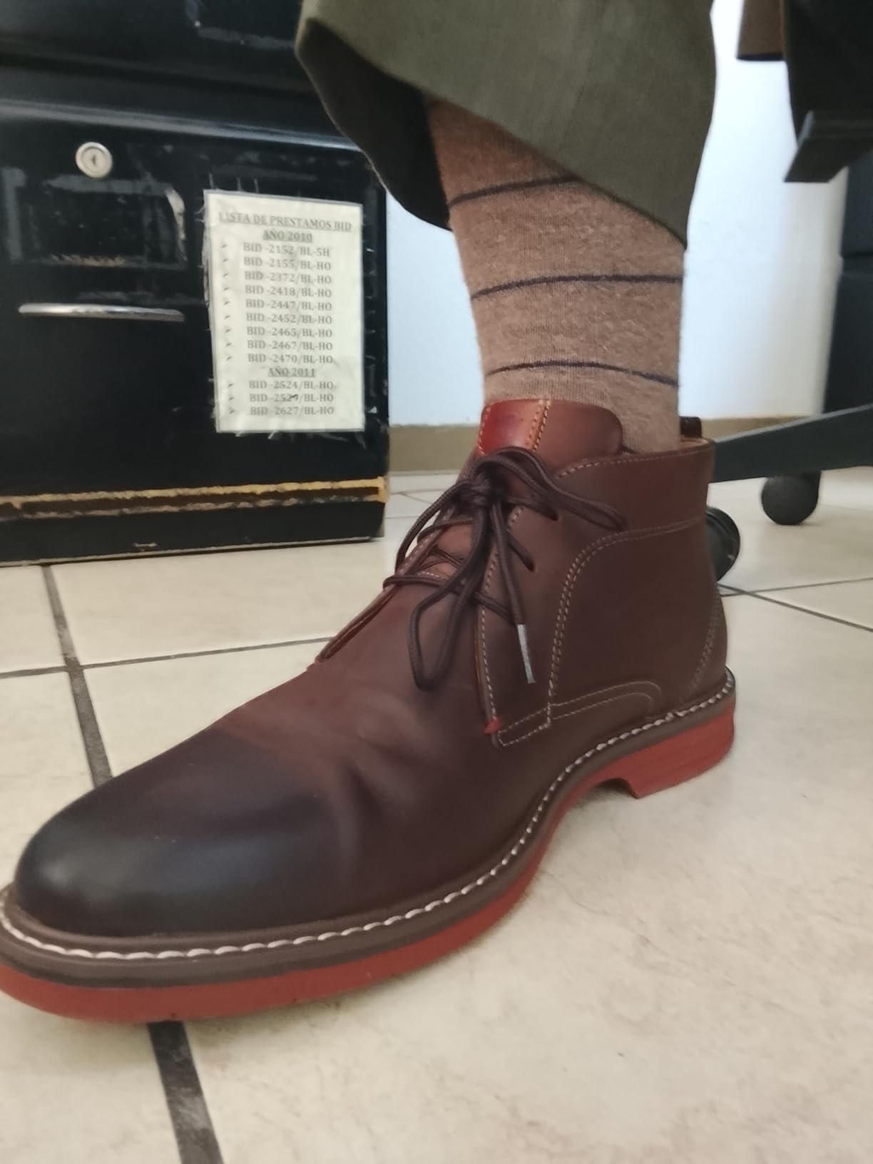 Florsheim Men's Neufeld Chukka Boot customer photo 2