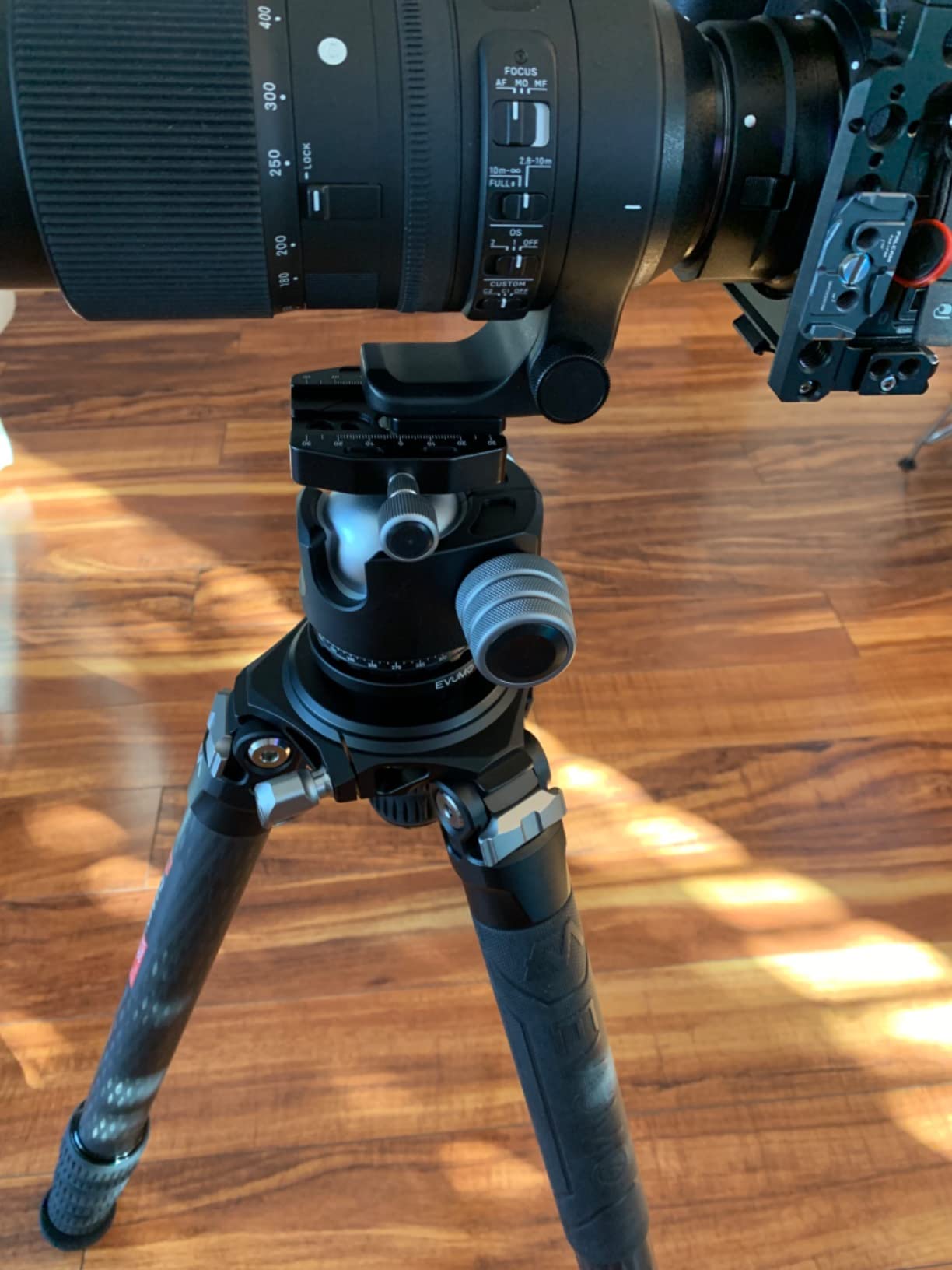 Low Profile Ball Head 55mm Tripod Ball Head Panoramic Tripod Head, CNC All Metal Tripod Camera Head for Tripods, WEYLLAN CH55 with Mlok Rail Arca Swiss Quick Release Plate, Max Load 88lbs/40kg customer photo 1