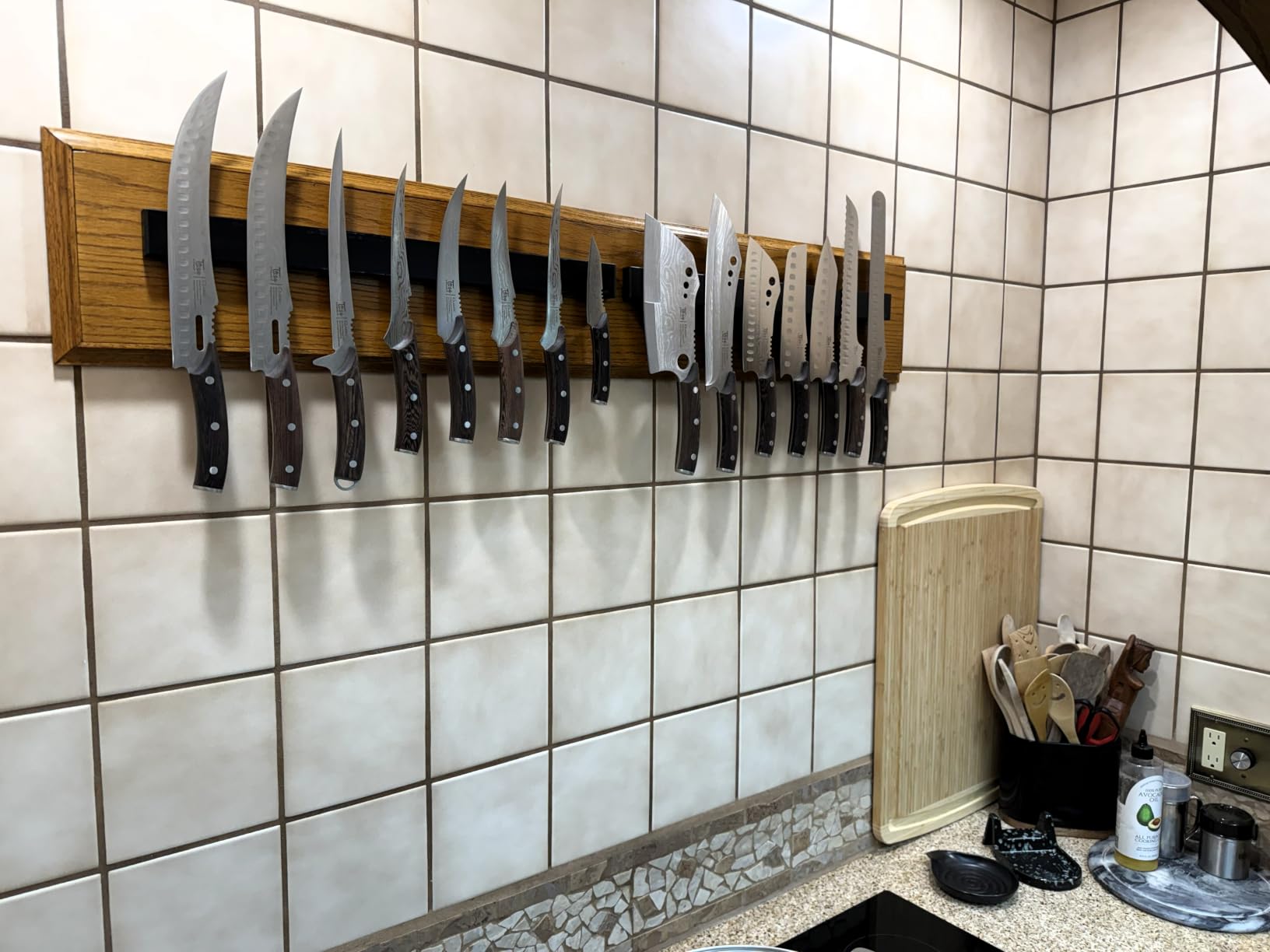 Dmore magnetic knife holder for wall—with 3 hooks, No Drilling, 16 Inch customer photo 2